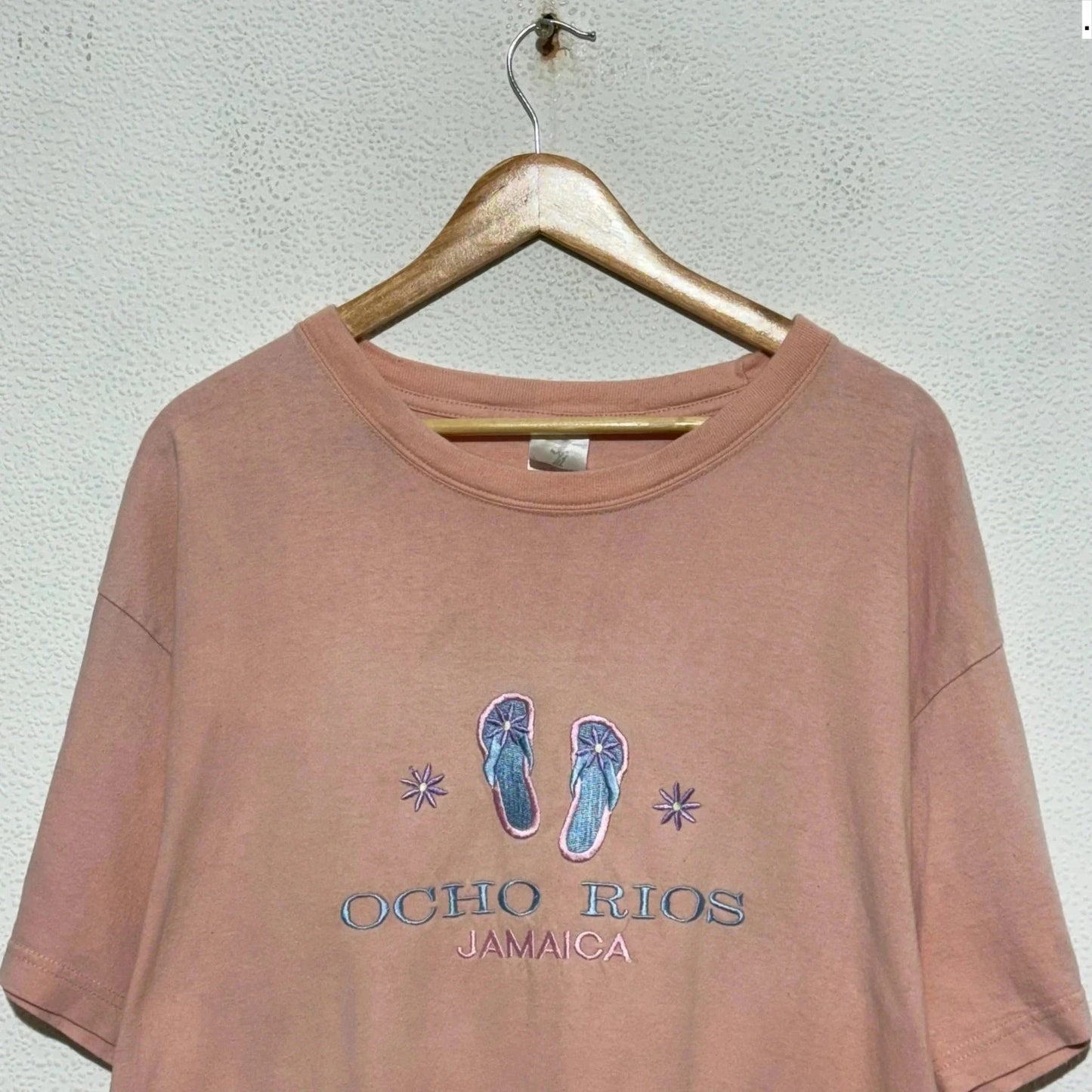 Vintage Pink Embroidered Jamaica Sandals T Shirt - XXL