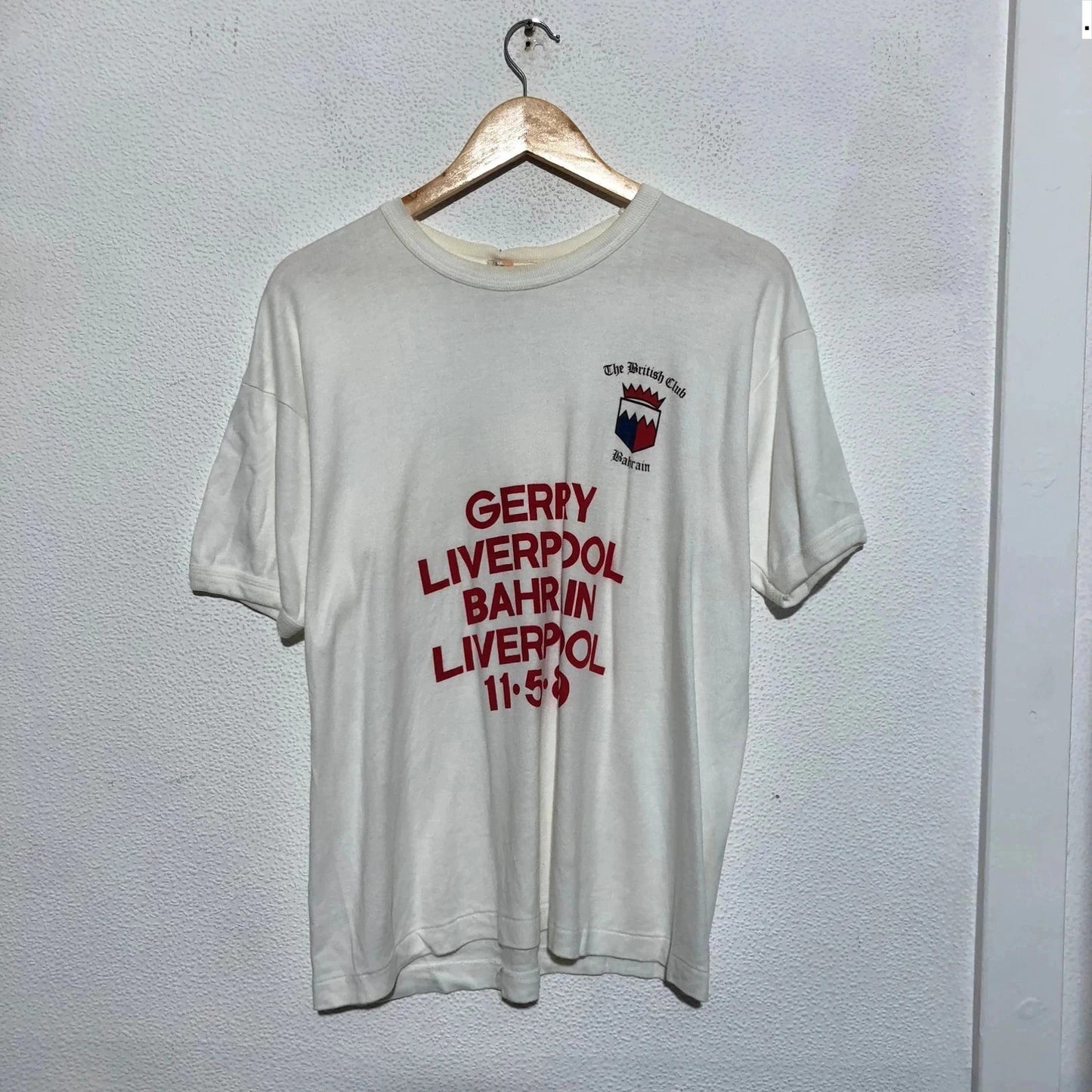 True Vintage 1989 The British Club Bahrain T Shirt - Large