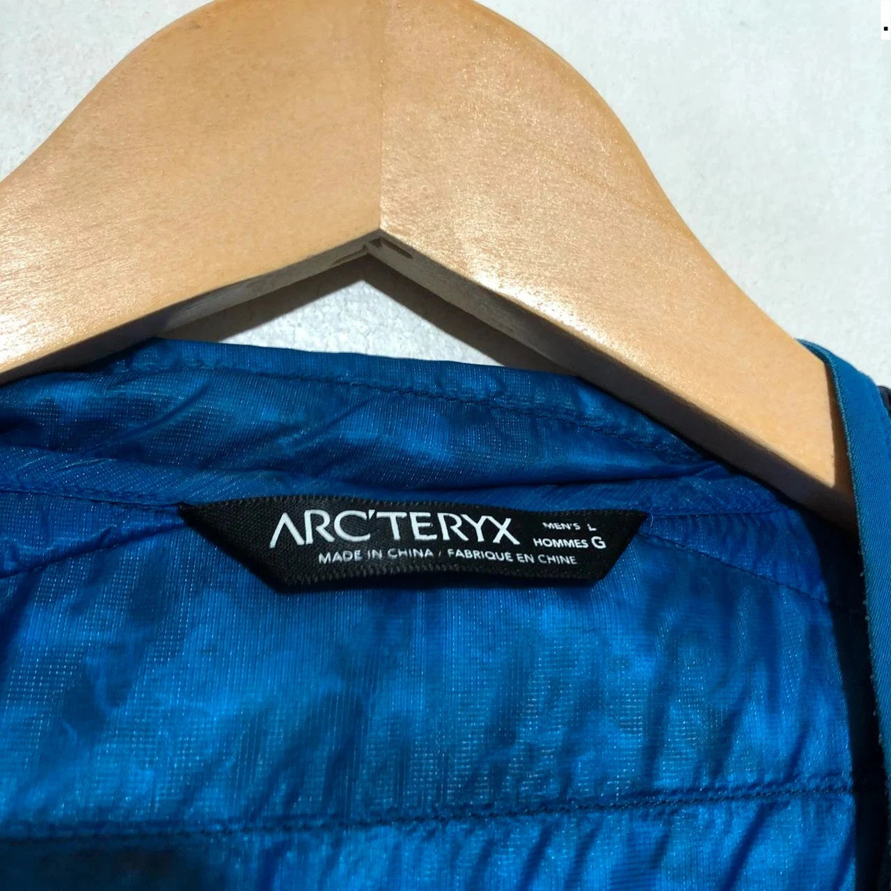 Navy Arc’teryx Puffer Jacket Coat Cerium SL Hoody - Large