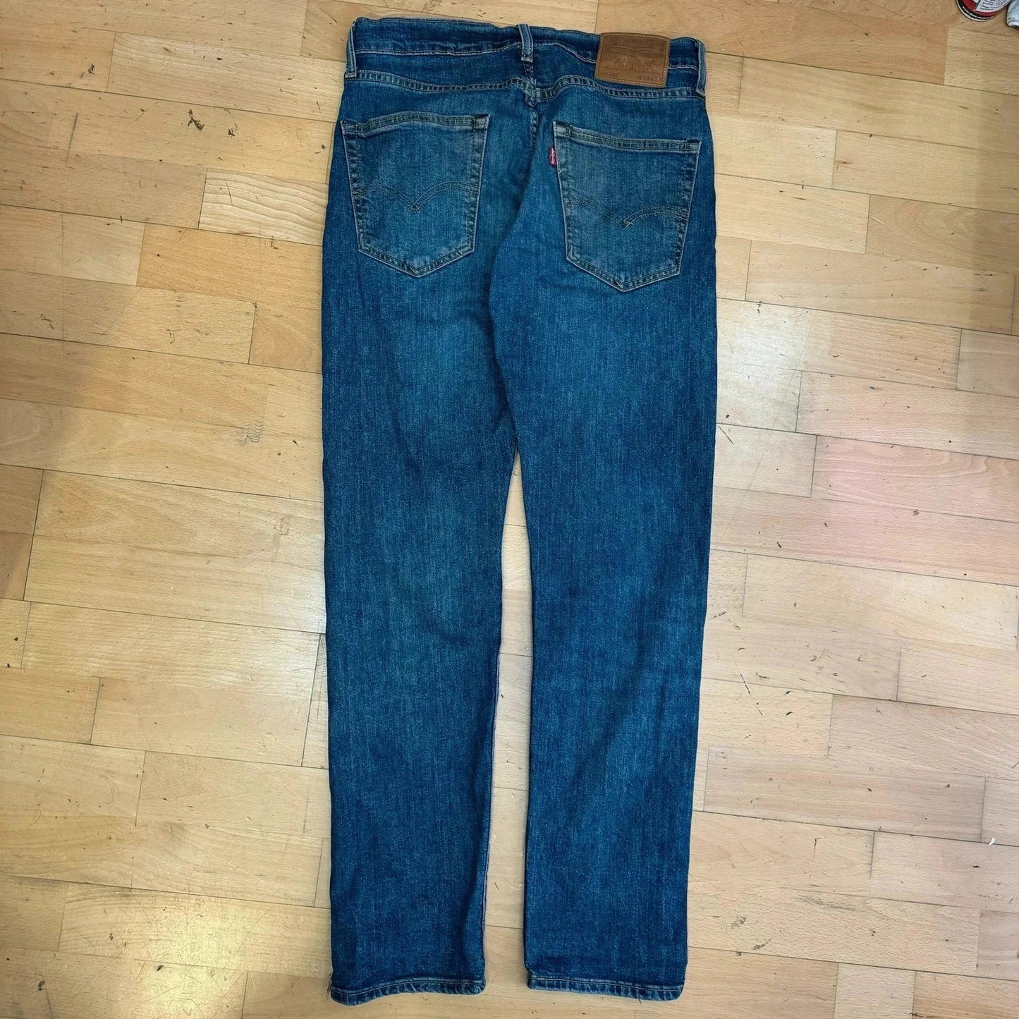 Blue Levi’s 502 Jeans Striaght Leg - 31W 32L