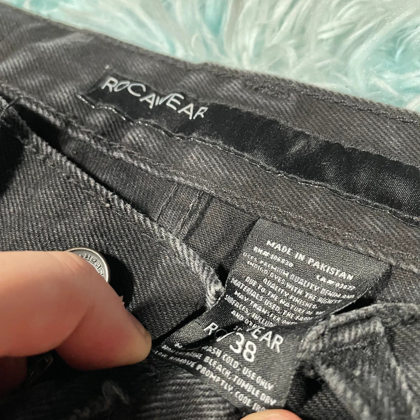 Vintage 90s Black Rocawear Jean Shorts Jorts - 38W