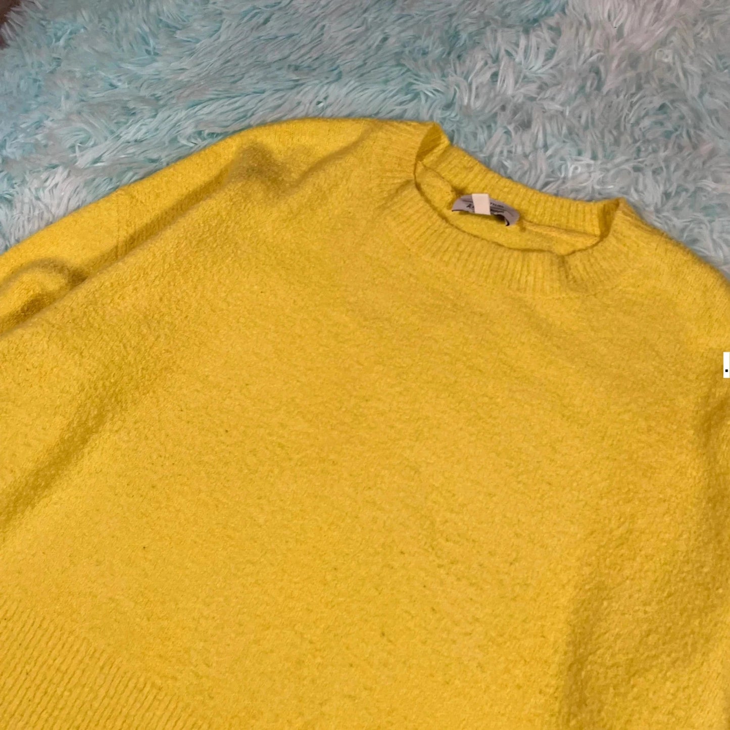 Yellow Paris Atelier Knitted Jumper - Medium