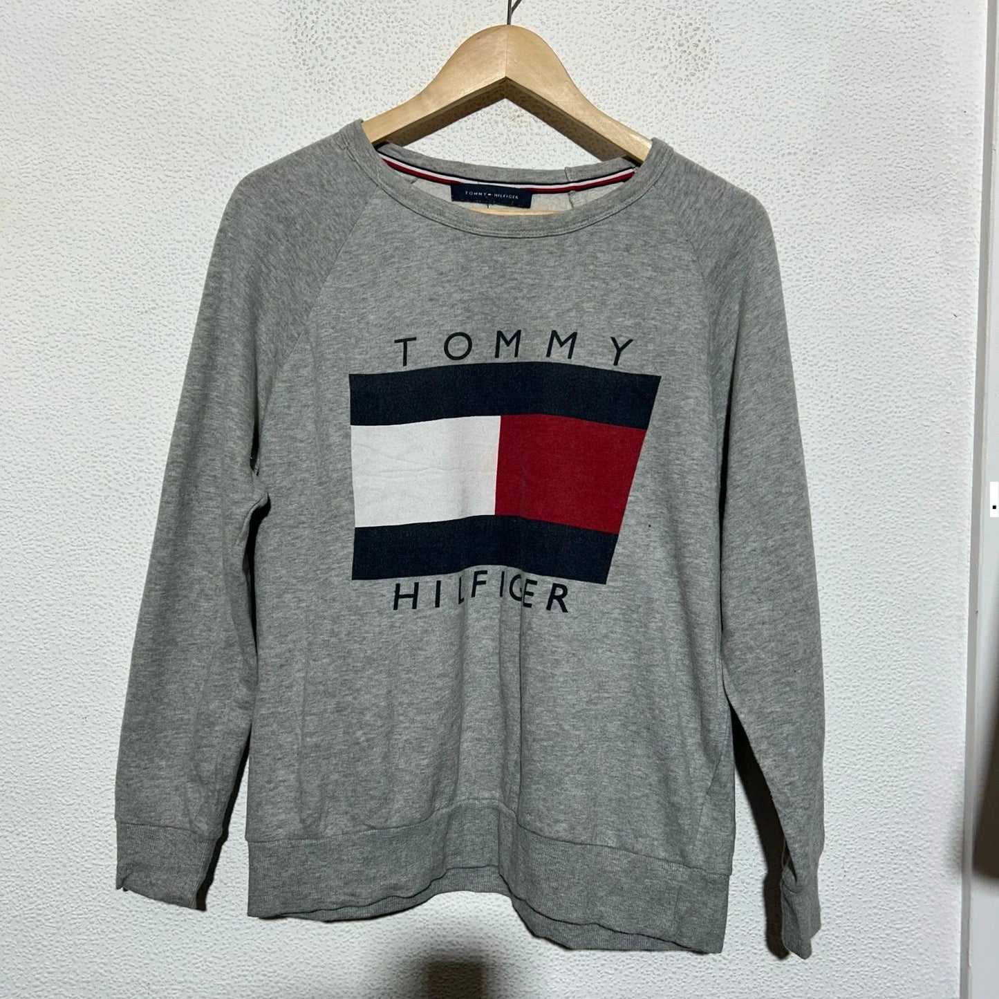Grey Tommy Hilfiger Sweatshirt Flag Print - Small