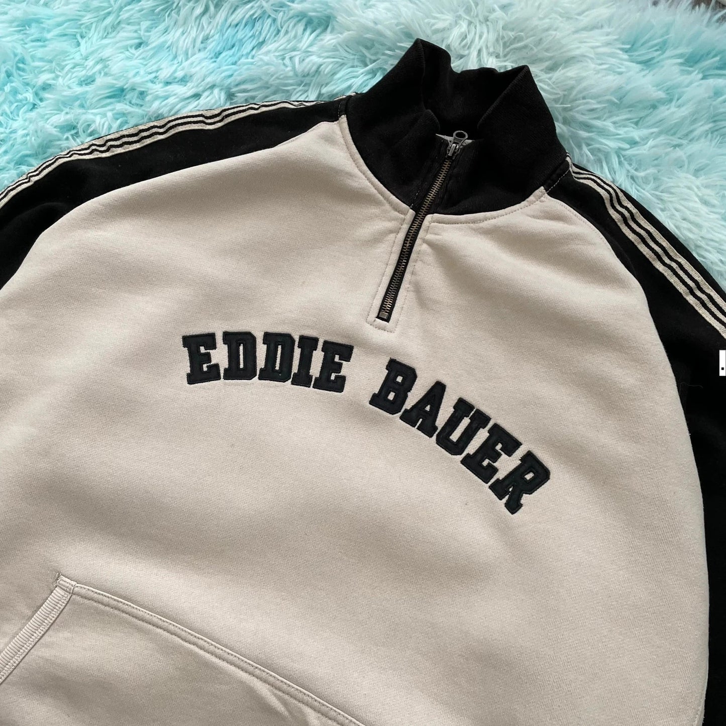 Vintage 90s Beige & Black Eddie Bauer 1/4 Zip Sweatshirt - XL