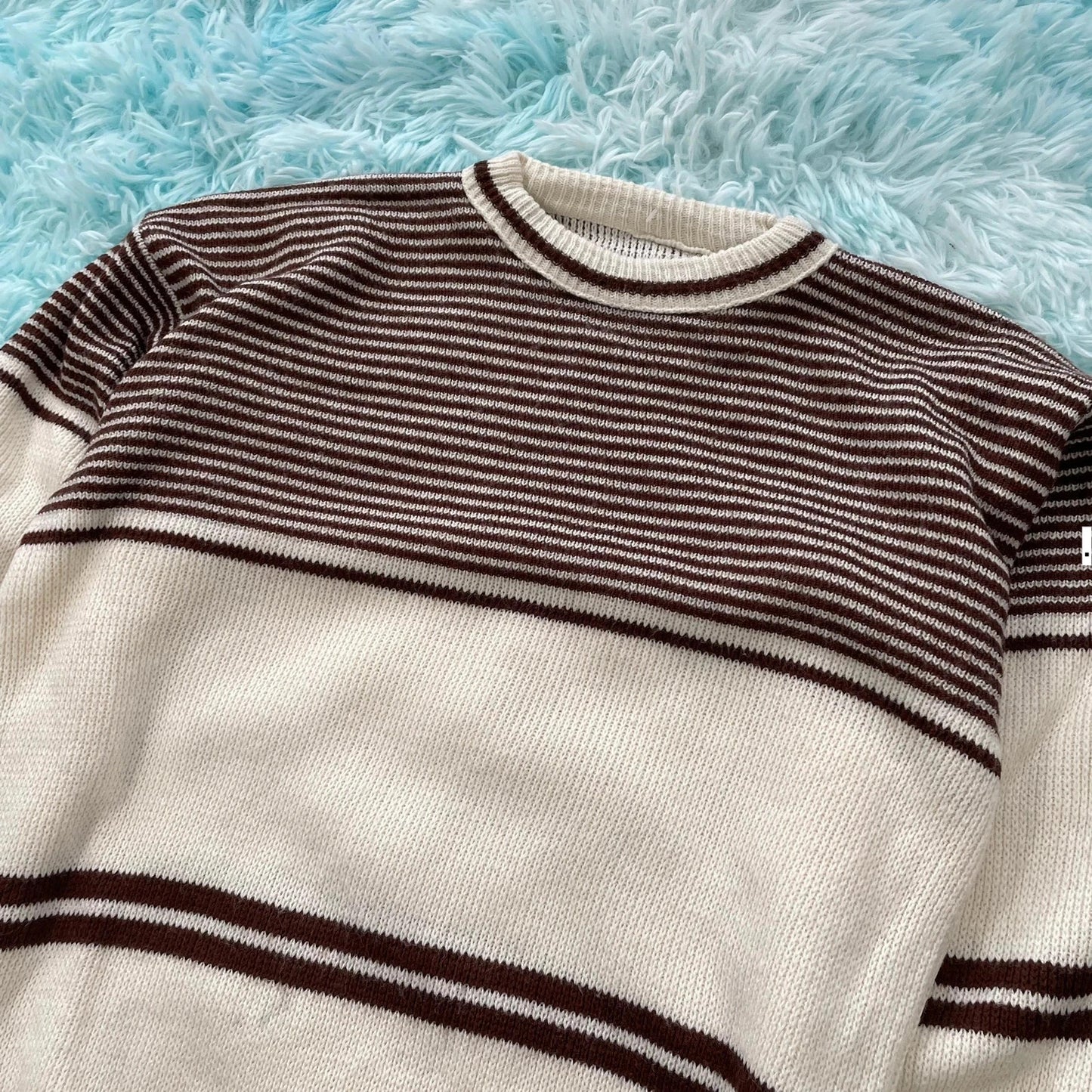 Vintage 90s Cream & Brown Chunky Knitted Jumper - Small