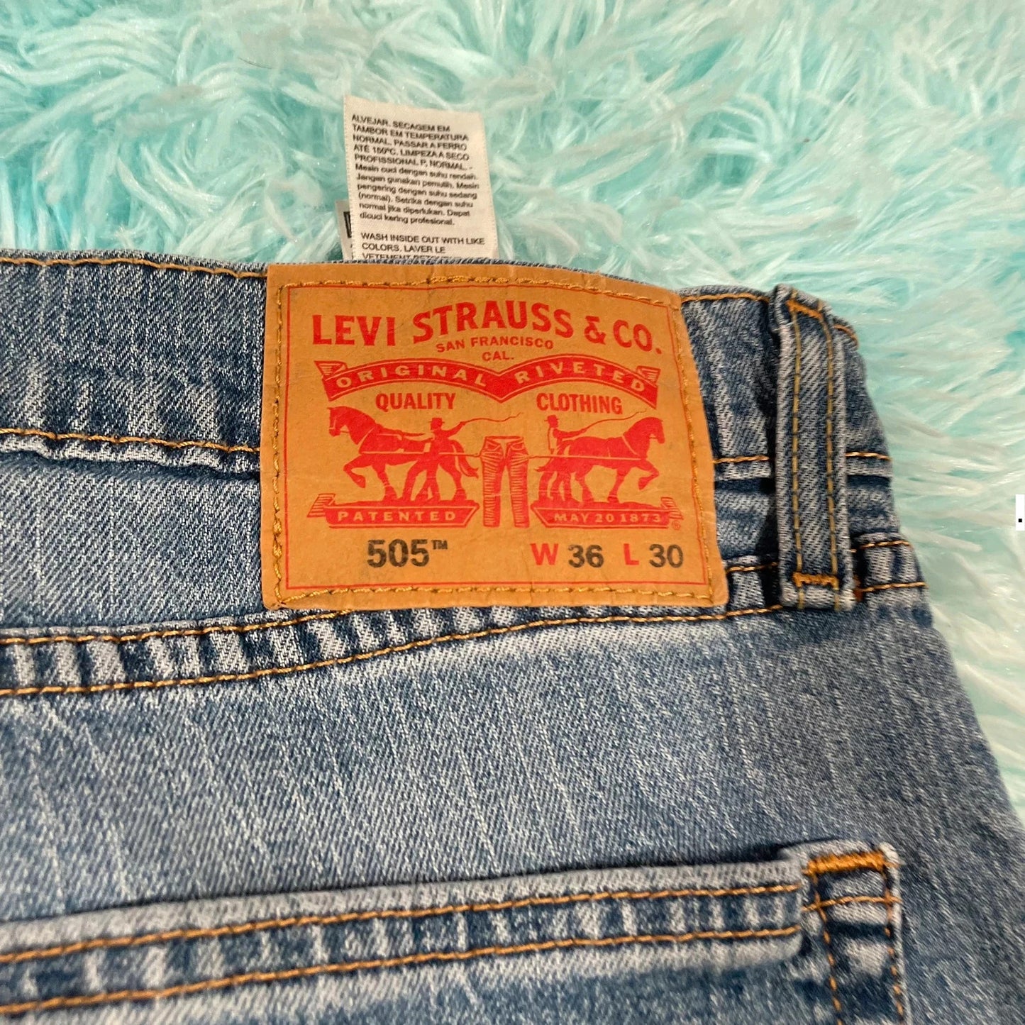 Vintage 00s Blue Levi’s 505 Jeans Straight Leg - 36W 30L