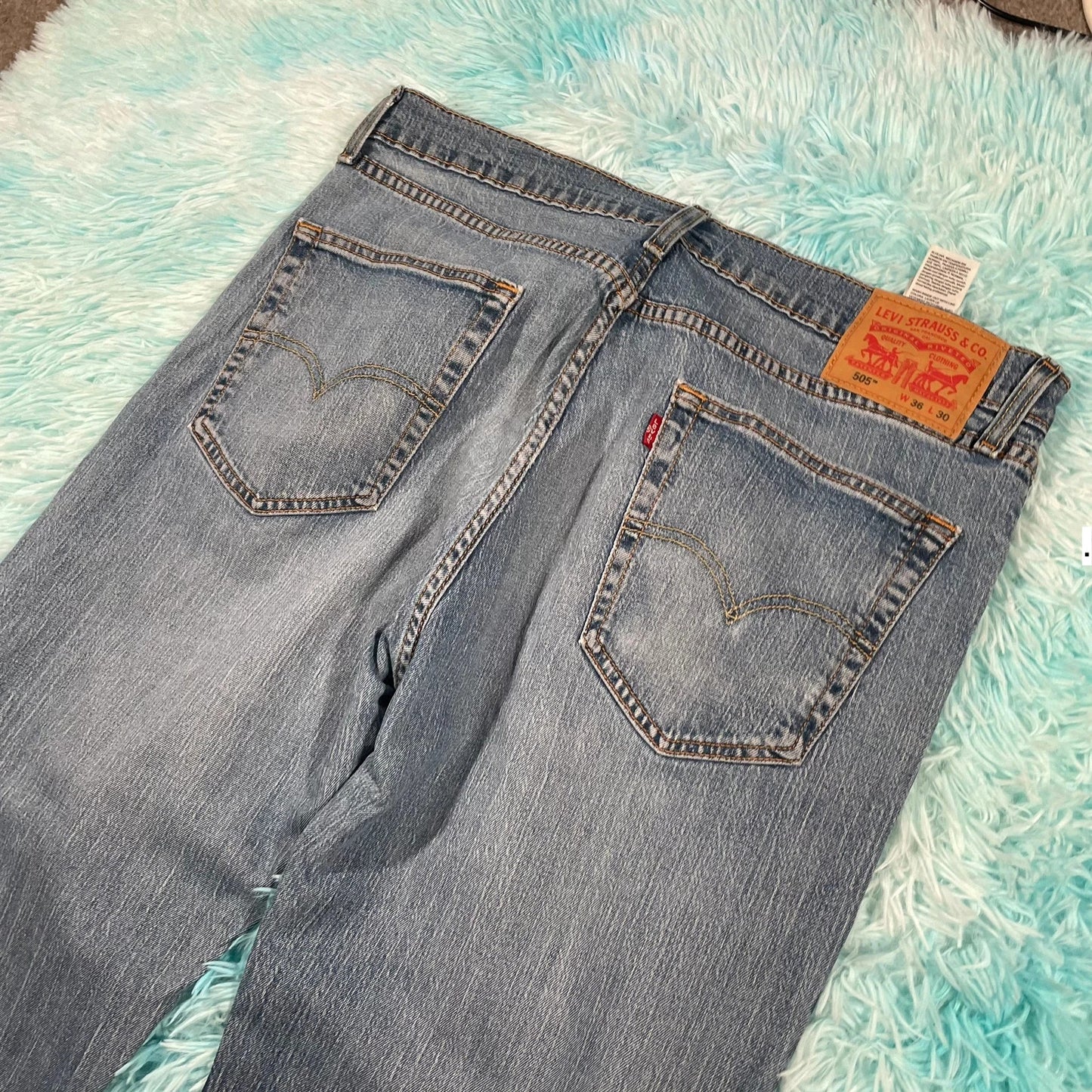 Vintage 00s Blue Levi’s 505 Jeans Straight Leg - 36W 30L