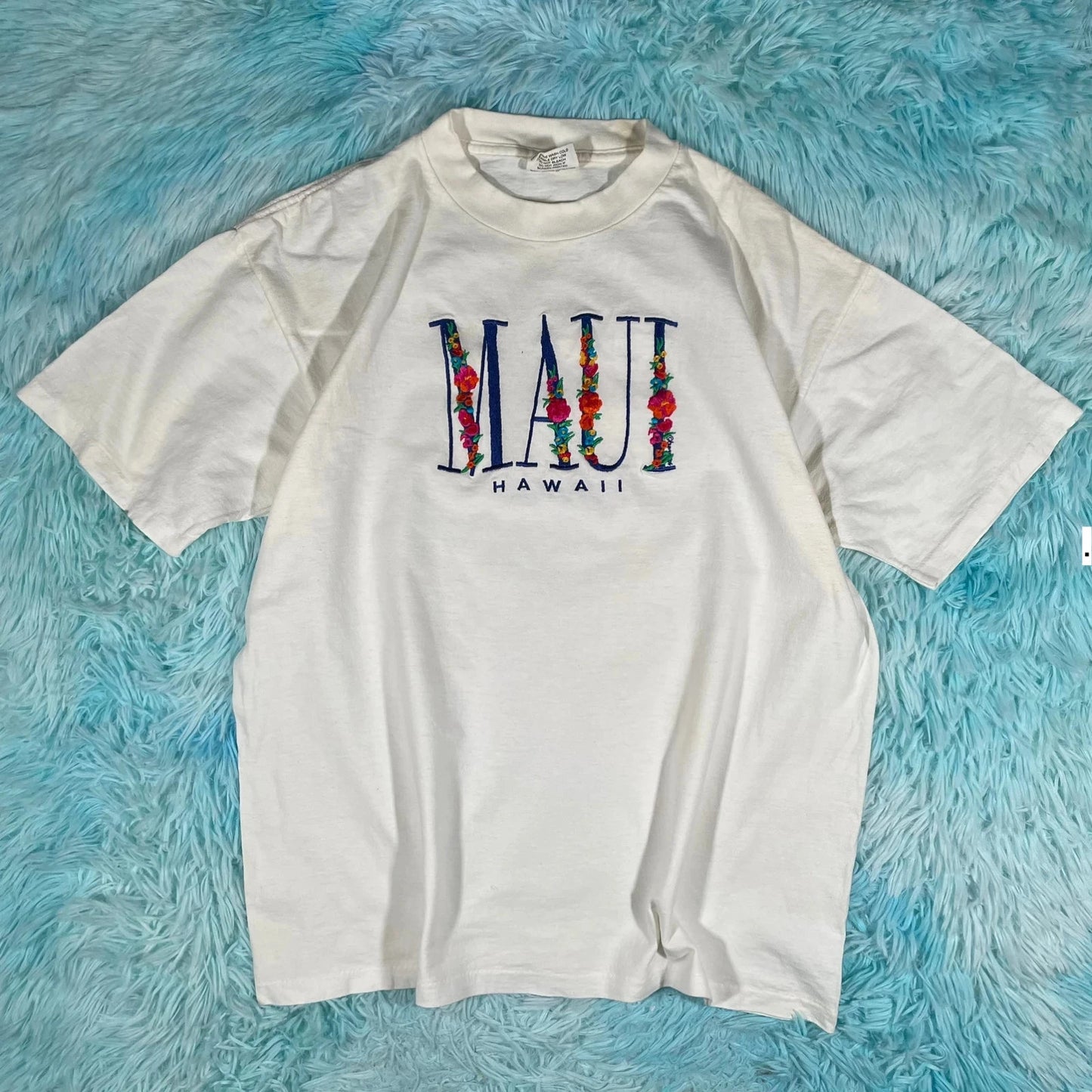 Vintage 90s White Maui Embroidered T Shirt - Large