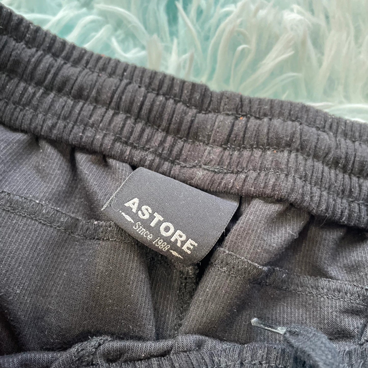 Black Leisure Astore Shorts - XL