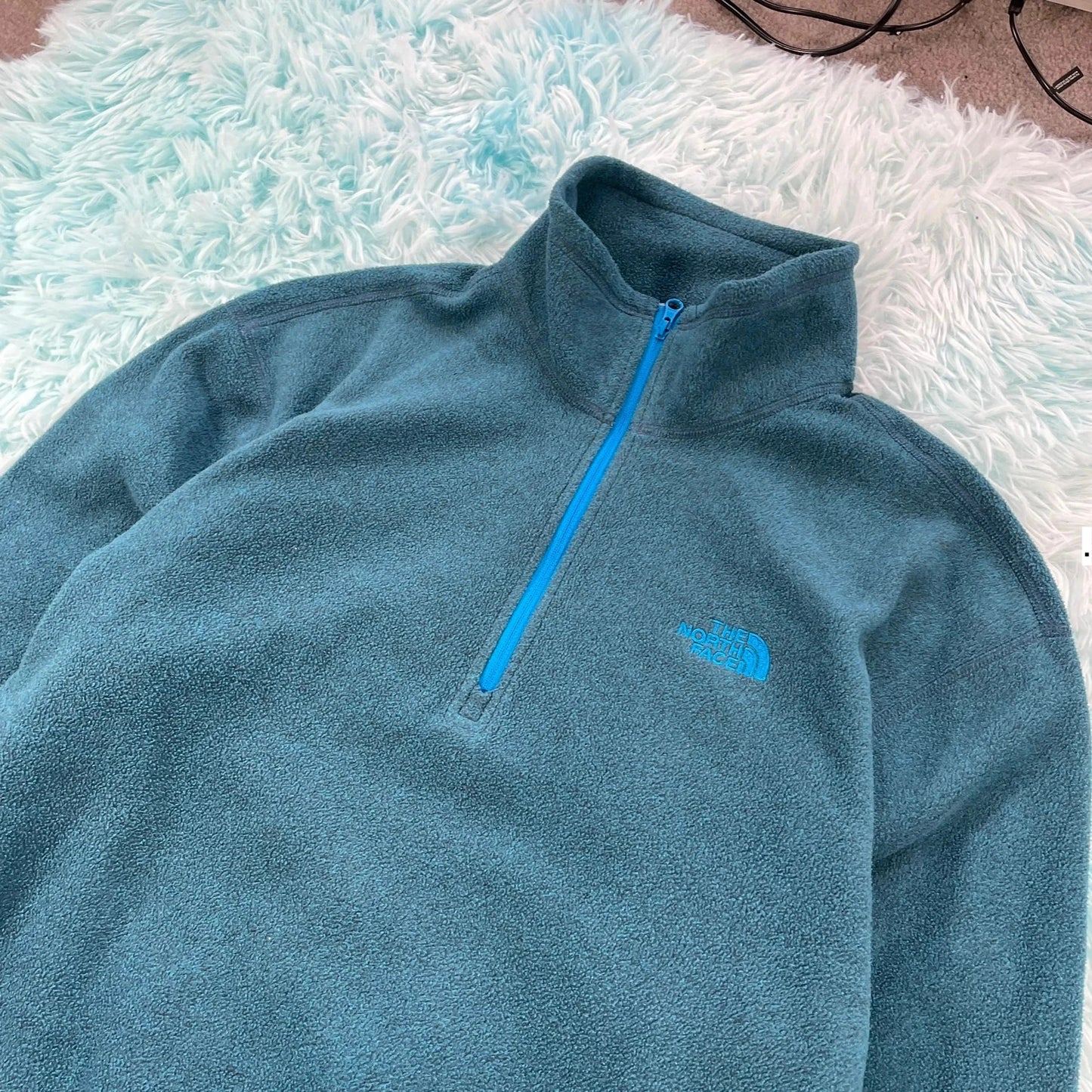 Blue The North Face 1/4 Zip Fleece - Medium