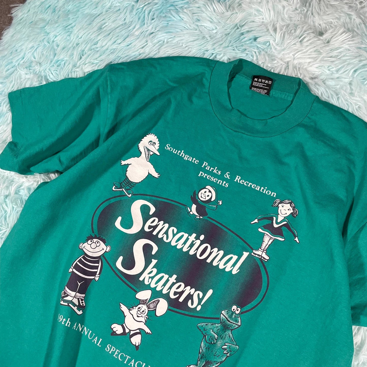 Vintage 90s Turquoise Ice Skating Graphic T Shirt - XL