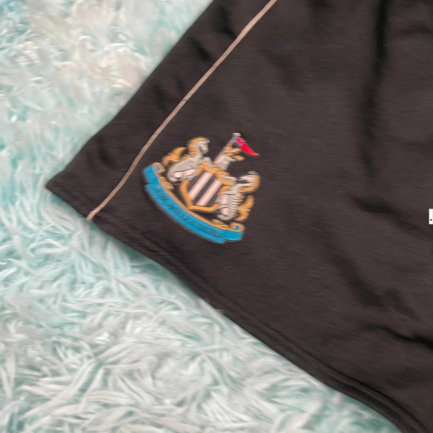 Vintage 90s Newcastle Shorts ASICS - 34W
