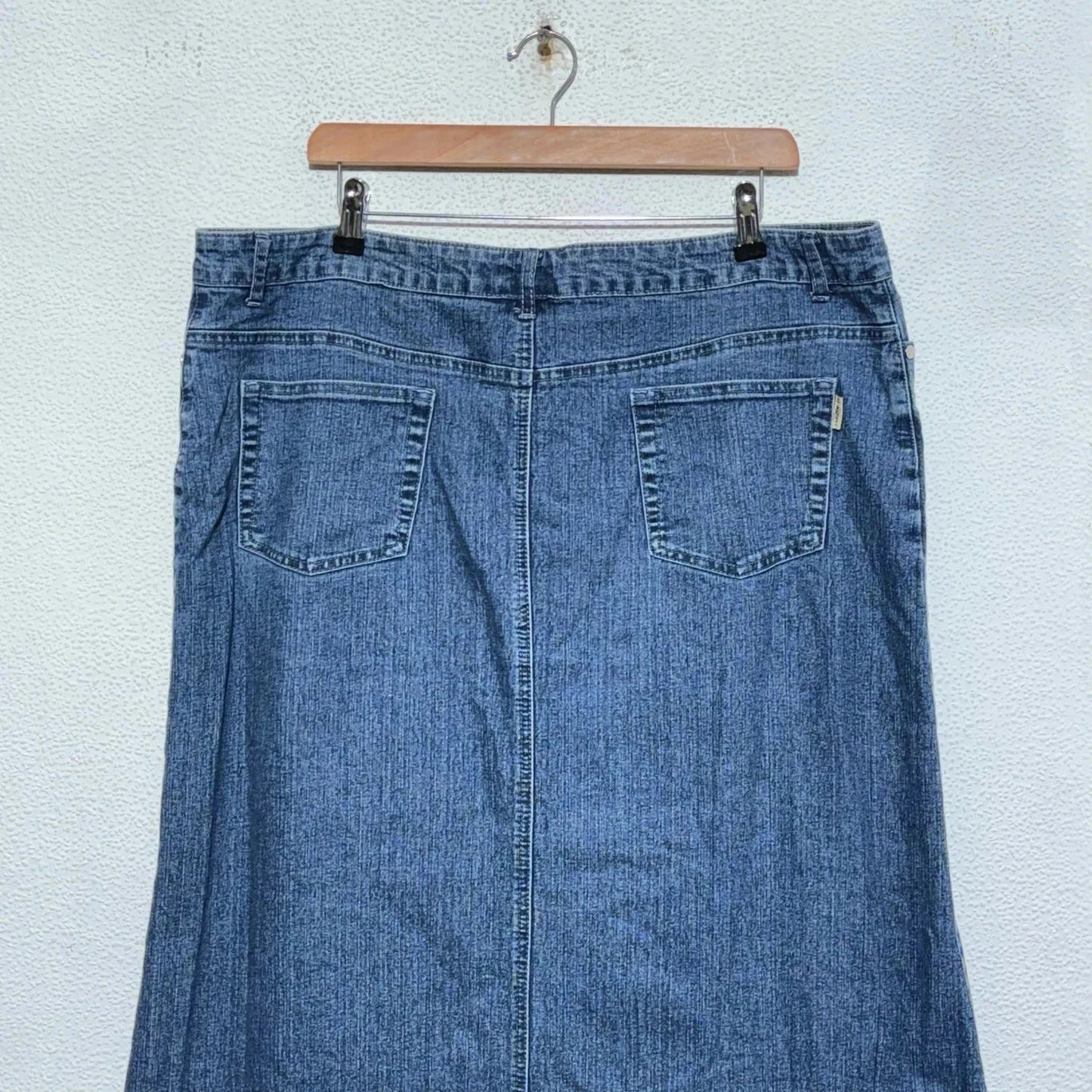 Vintage 00s Blue Denim Skirt Embroidered - Size 20