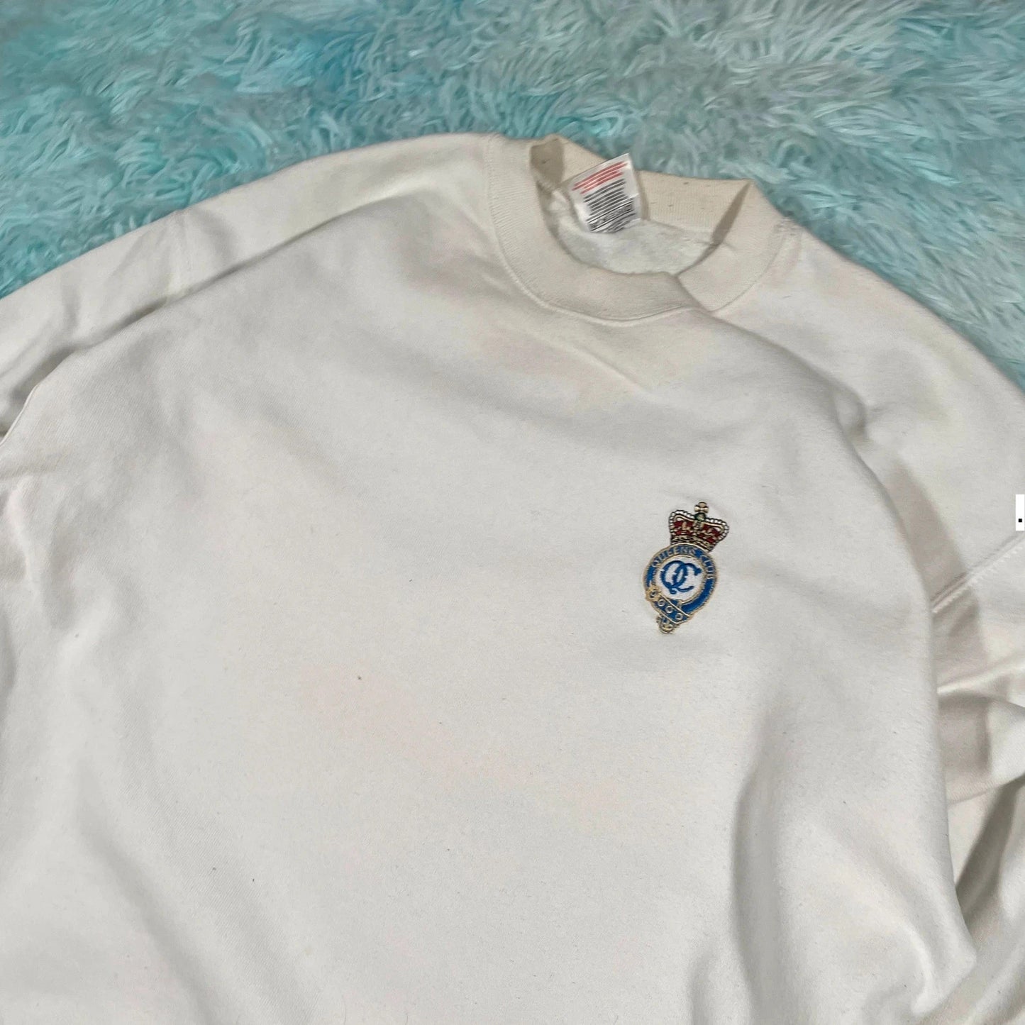 Vintage 90s White Queens Tennis Club Sweatshirt - Large
