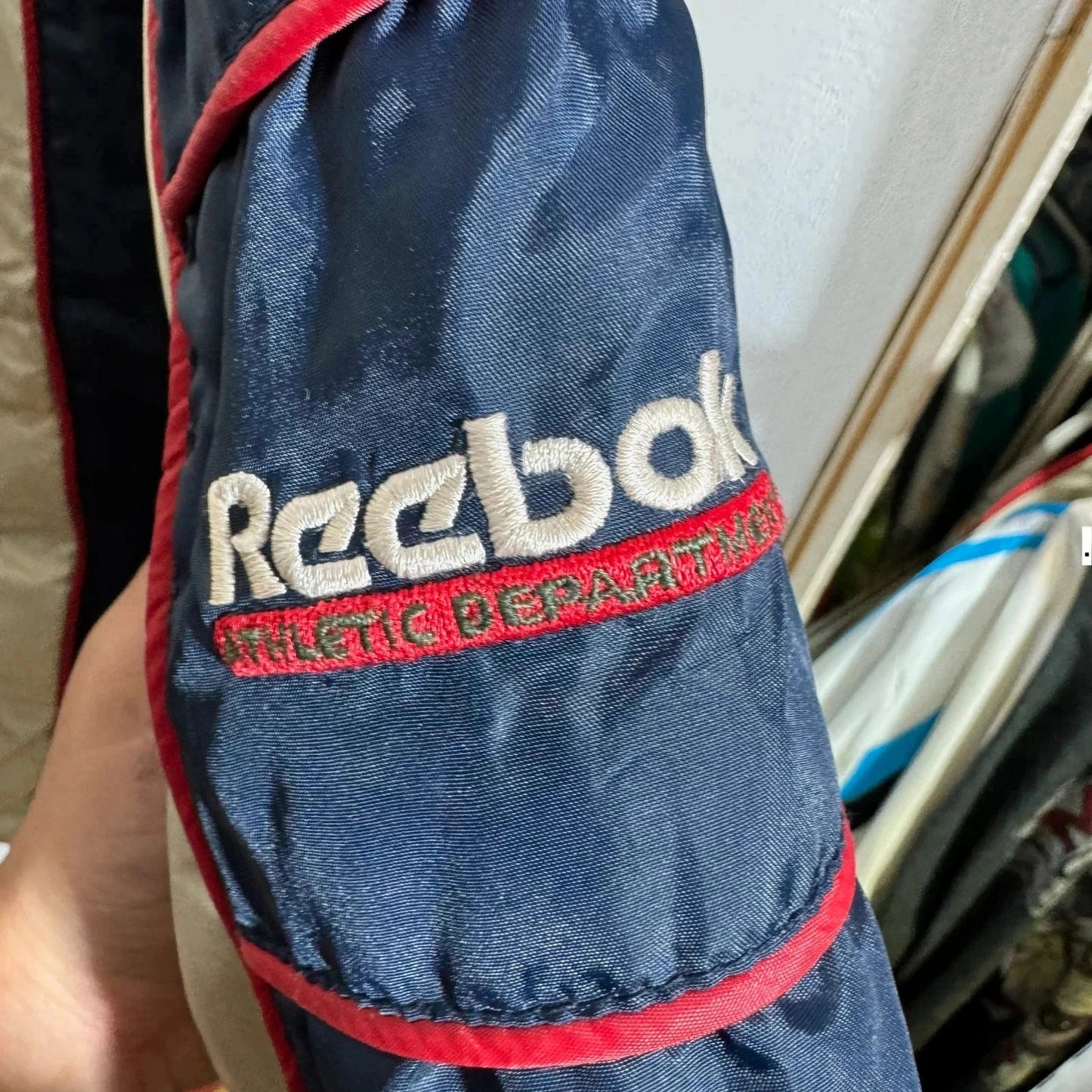 Vintage 90s Beige Reebok Puffer Jacket - Large