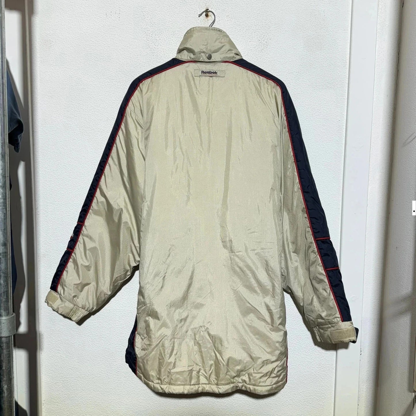 Vintage 90s Beige Reebok Puffer Jacket - Large