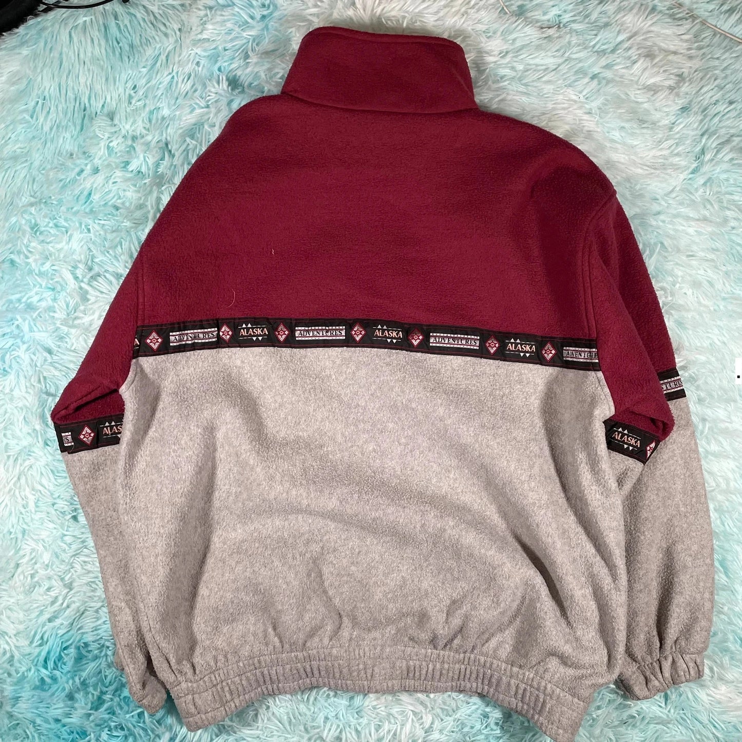 Vintage 90s Red & Grey 1/4 Zip Fleece Patterned - Medium
