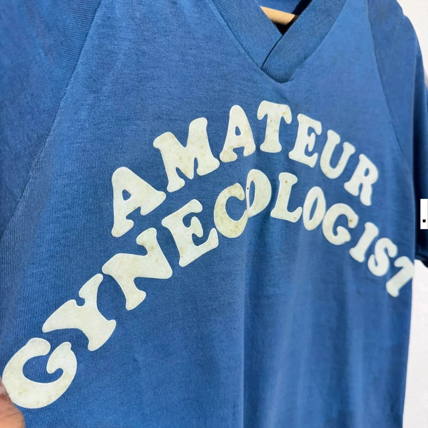 Vintage 70s Amateur Gynaecologist T Shirt - Medium