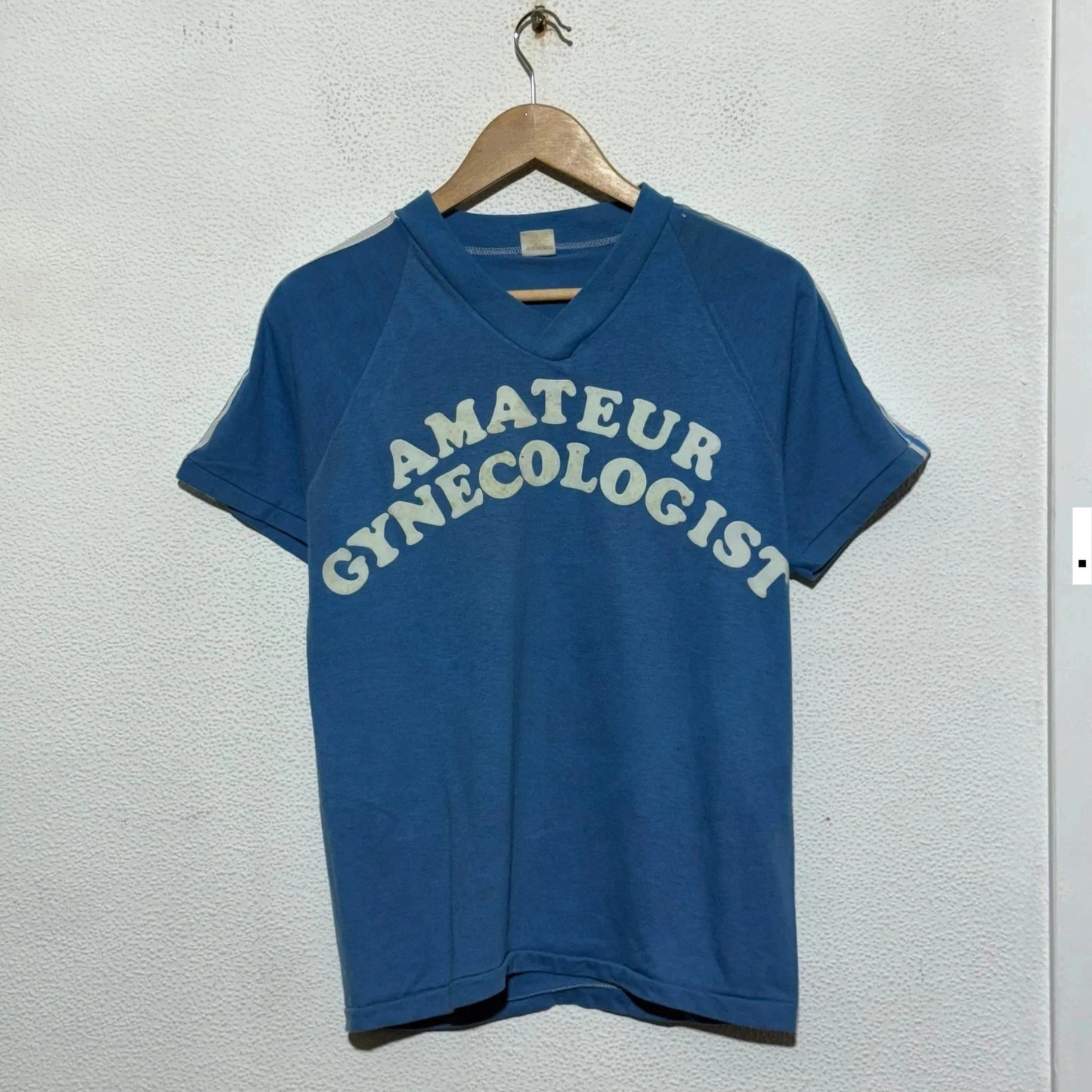 Vintage 70s Amateur Gynaecologist T Shirt - Medium