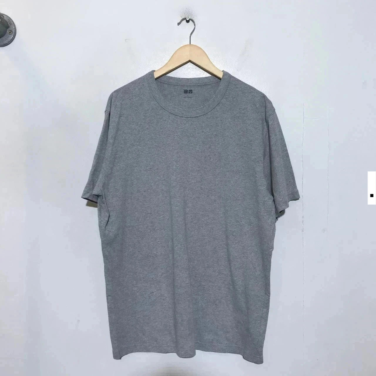 Grey Uniqlo Blank T Shirt Airism - Large