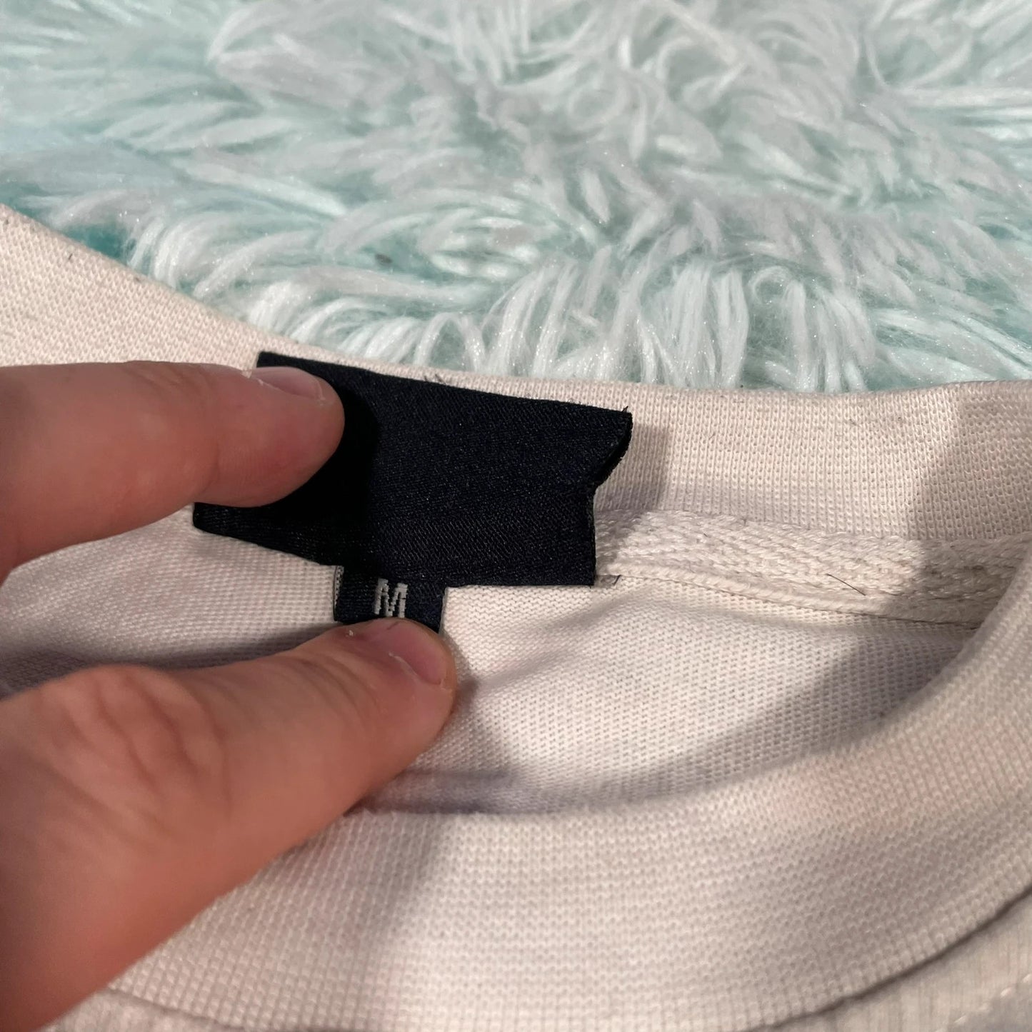 White Alma de Ace Graphic T Shirt - Medium