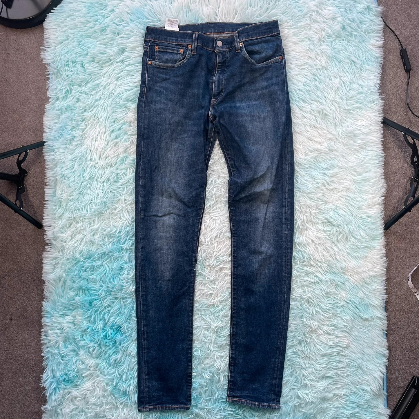 Blue Levi’s 512 Jeans Slim Fit - 32W 36L