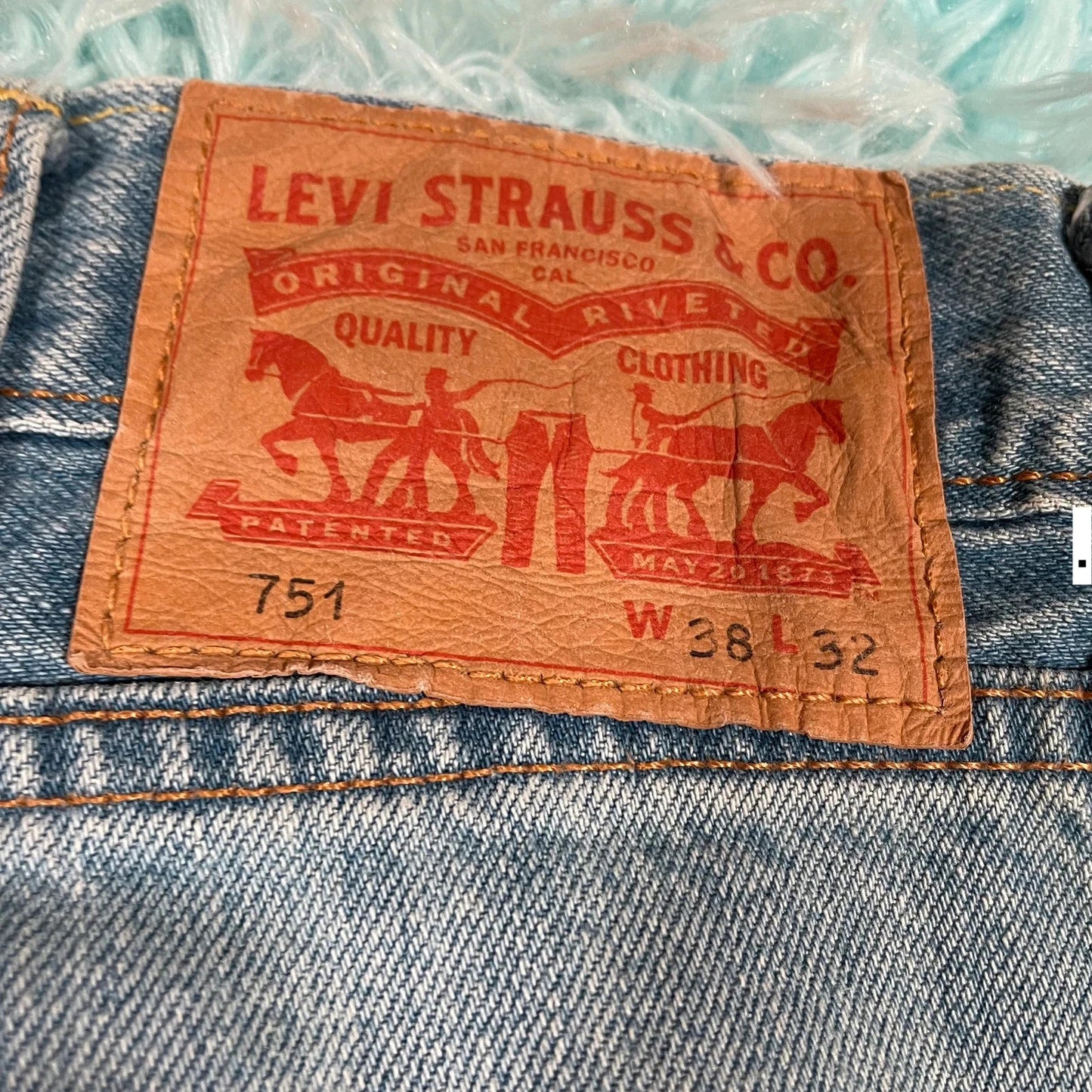 Vintage Levi’s 751 Jeans Baggy Straight - W38 L28