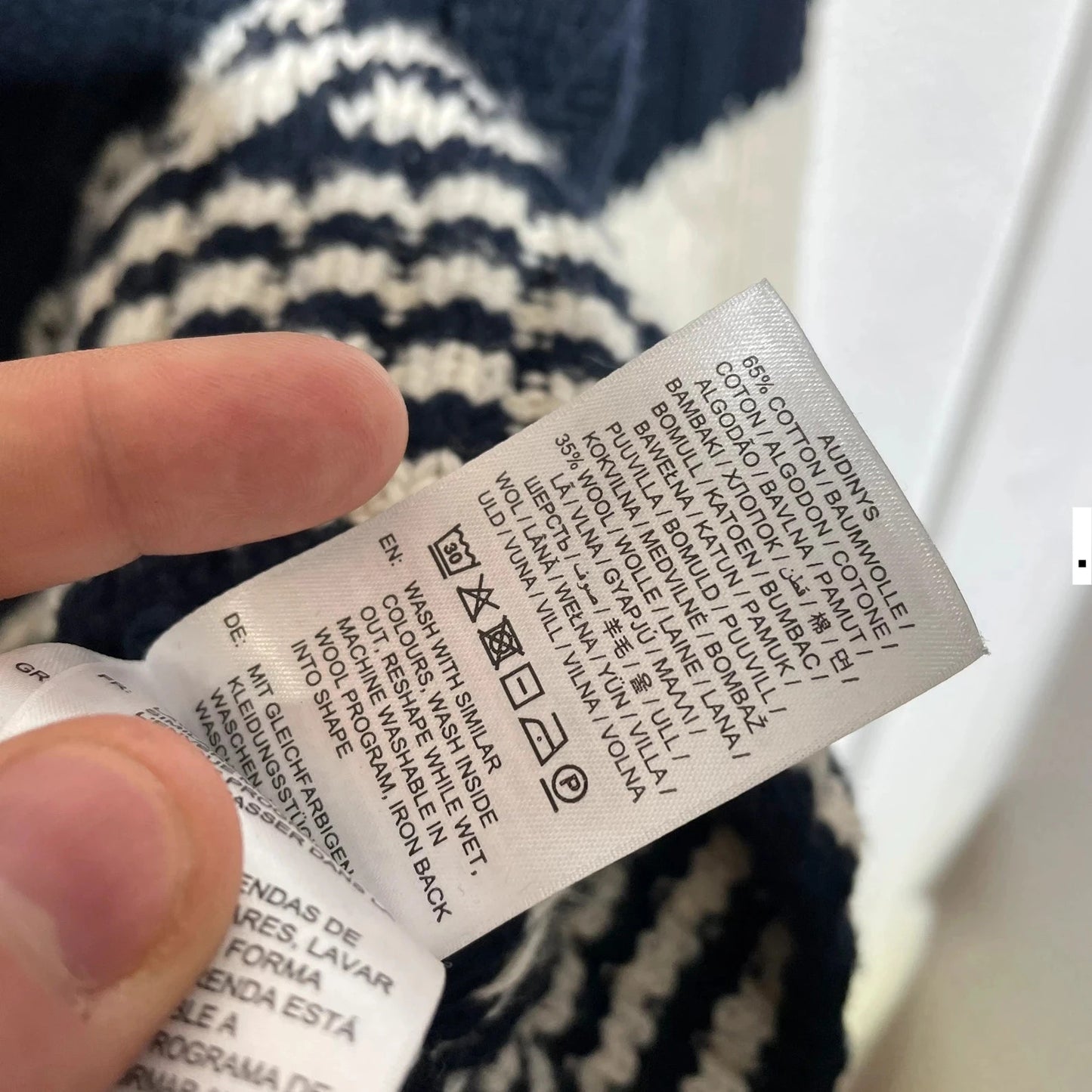 Navy & Cream Gant Heavyweight Knitted Jumper - Medium