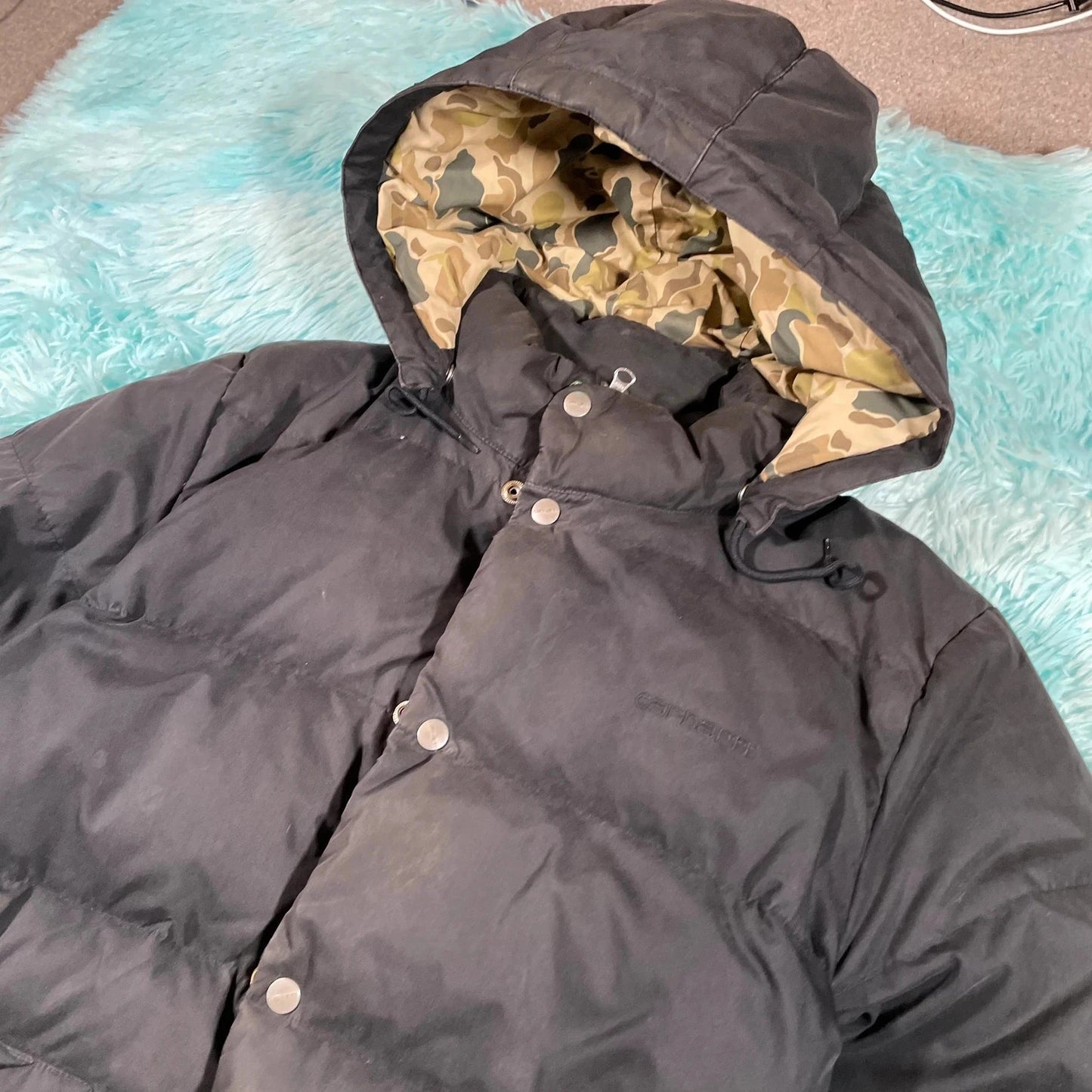 Black Carhartt Puffer Jacket Camo Lining - Medium