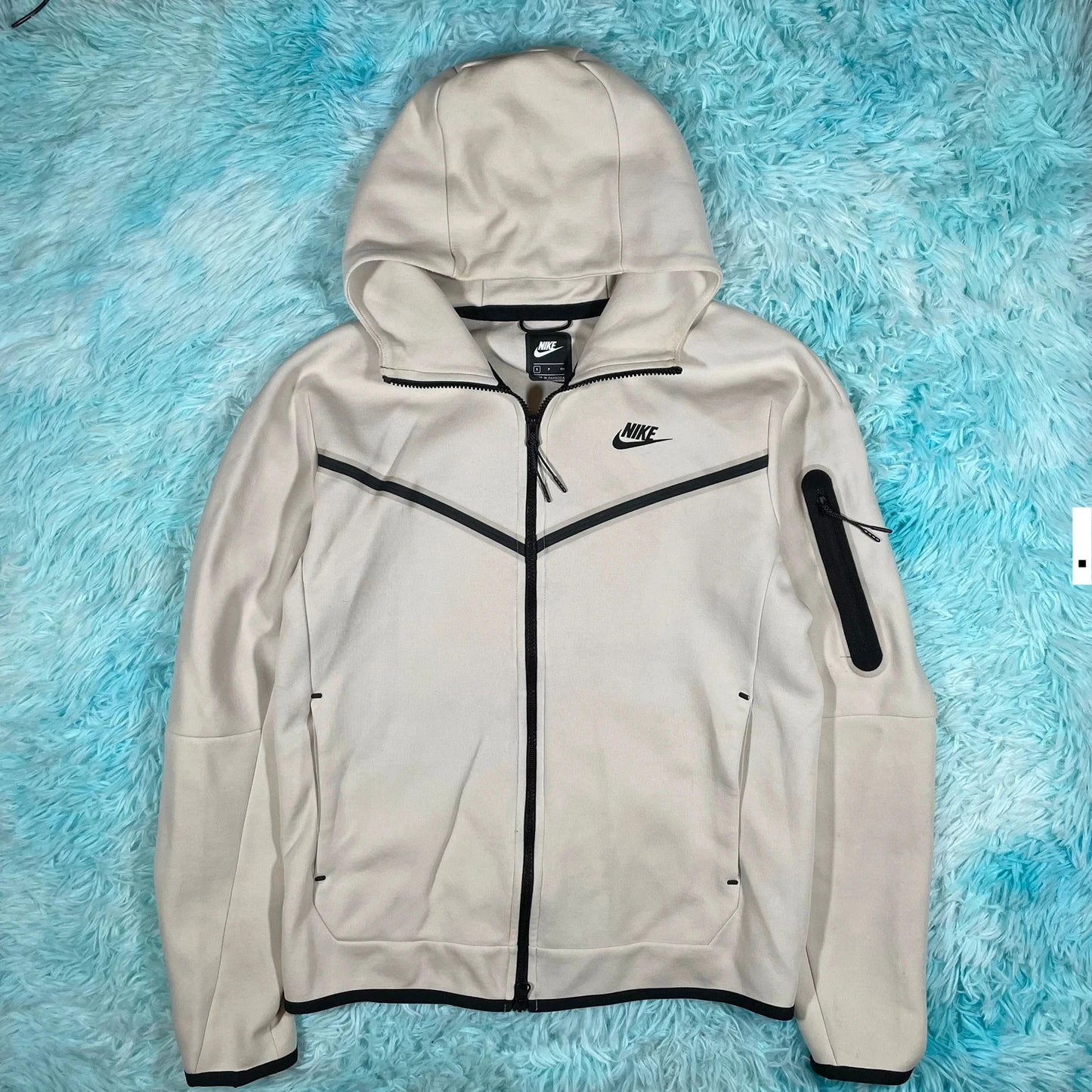 Cream Nike Tech Fleece Hoodie - Small