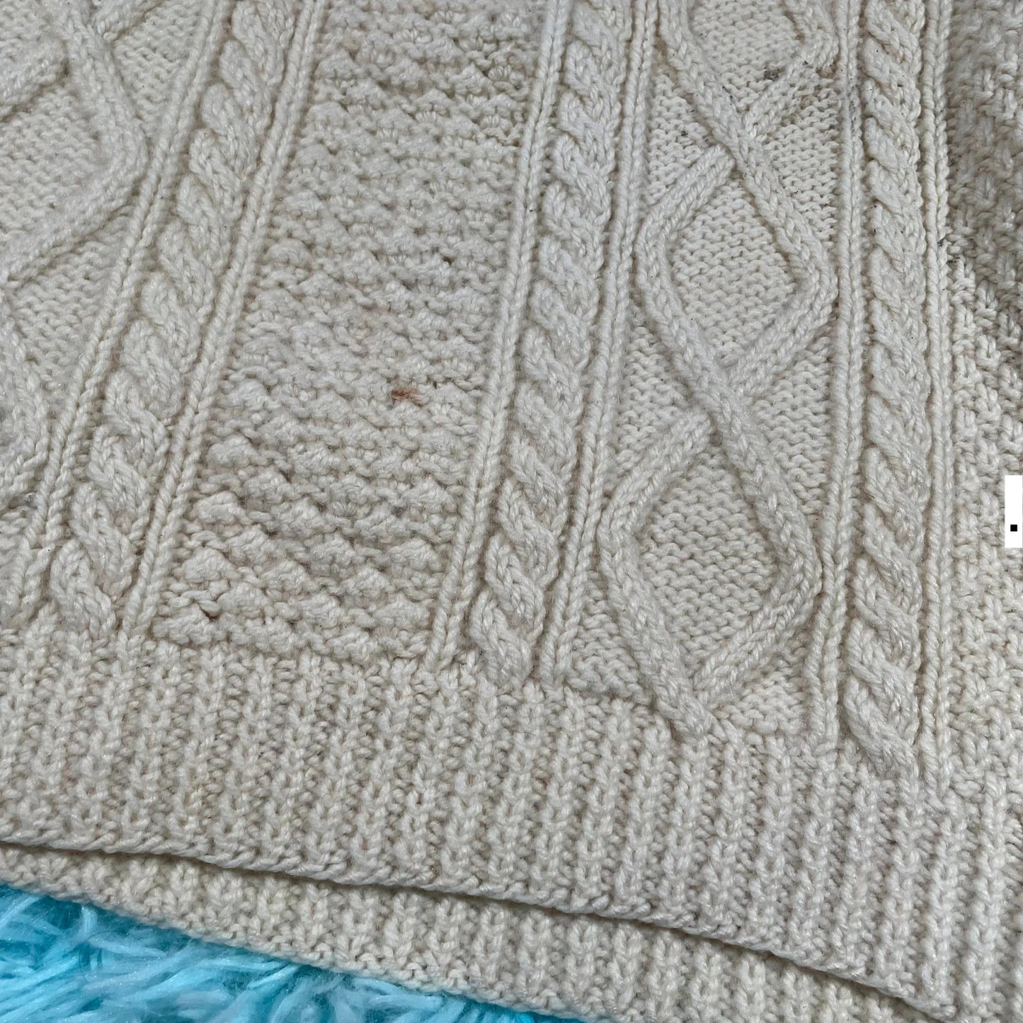 Vintage Cream Turtleneck Arran Knit Jumper - Small