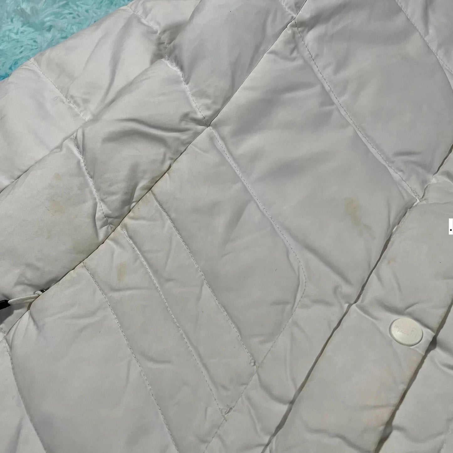 Vintage White The North Face Puffer Jacket - Womens Small