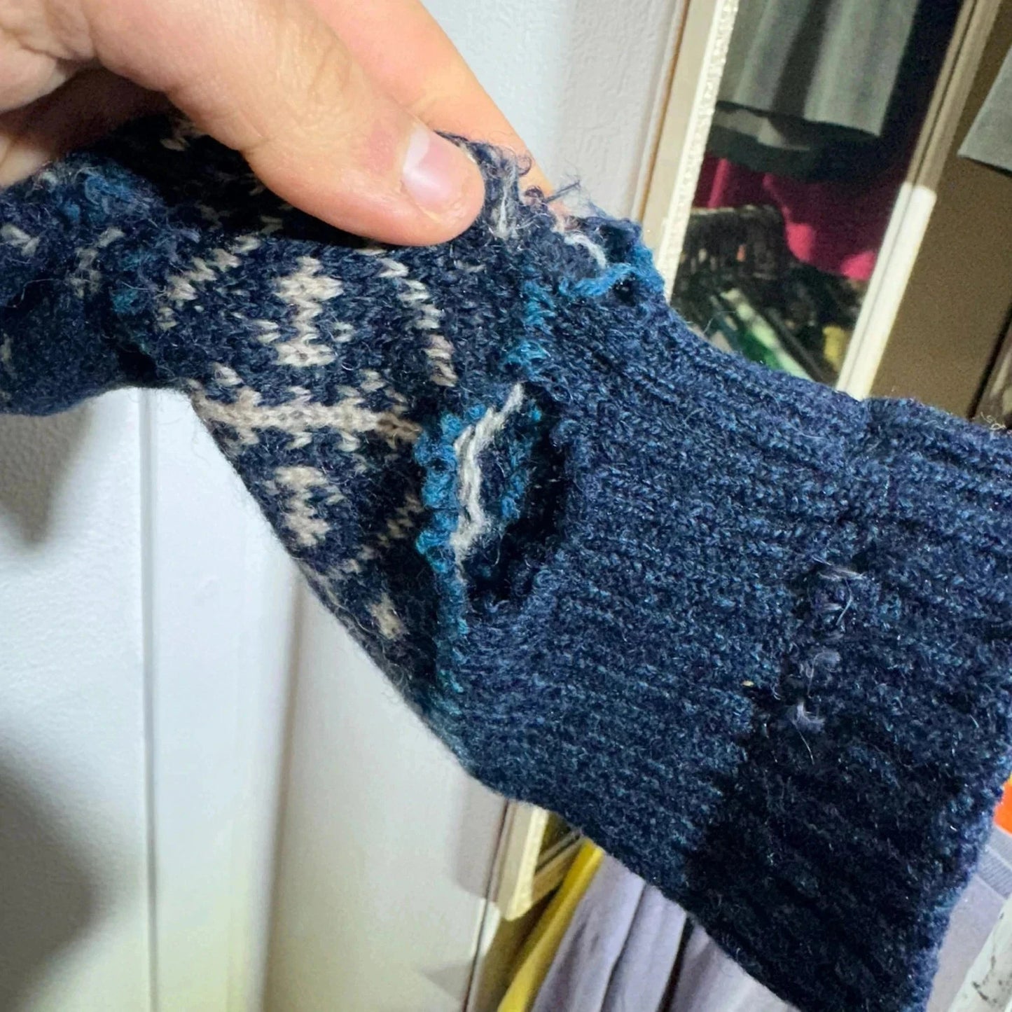 Vintage 90s Navy Nordic Patterned Knitted Jumper - Medium