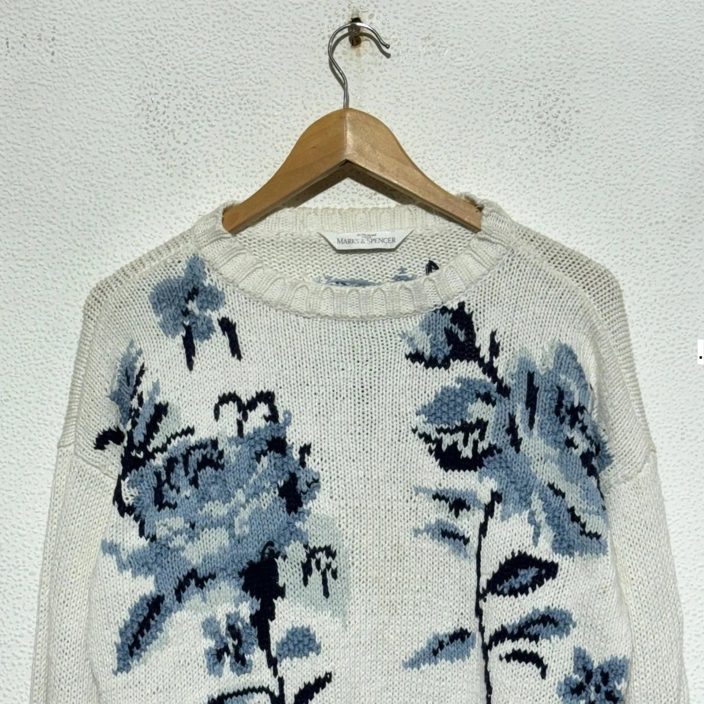 Vintage 80s White Floral Patterned St Michael Knitted Jumper - Size 12