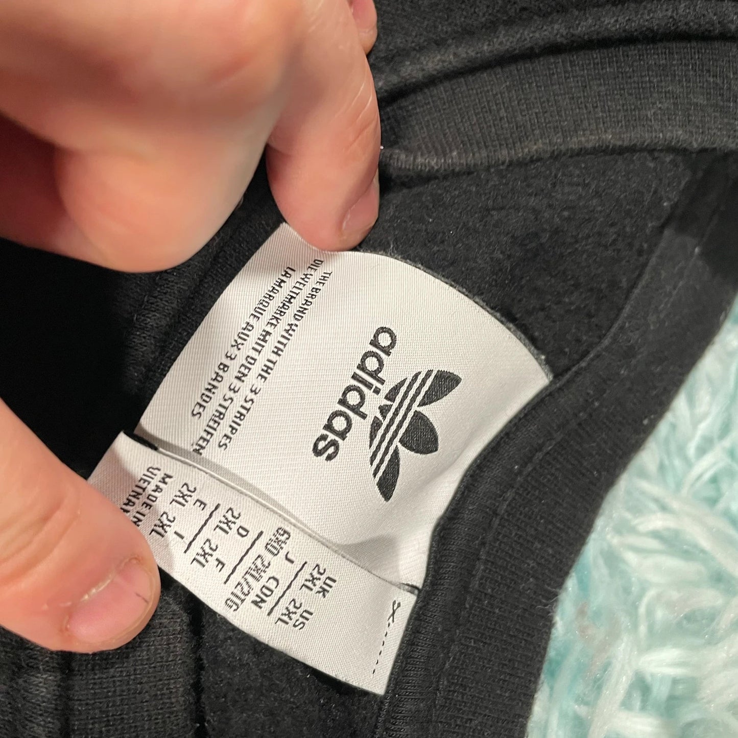 Black Adidas Sweatshirt - XXL