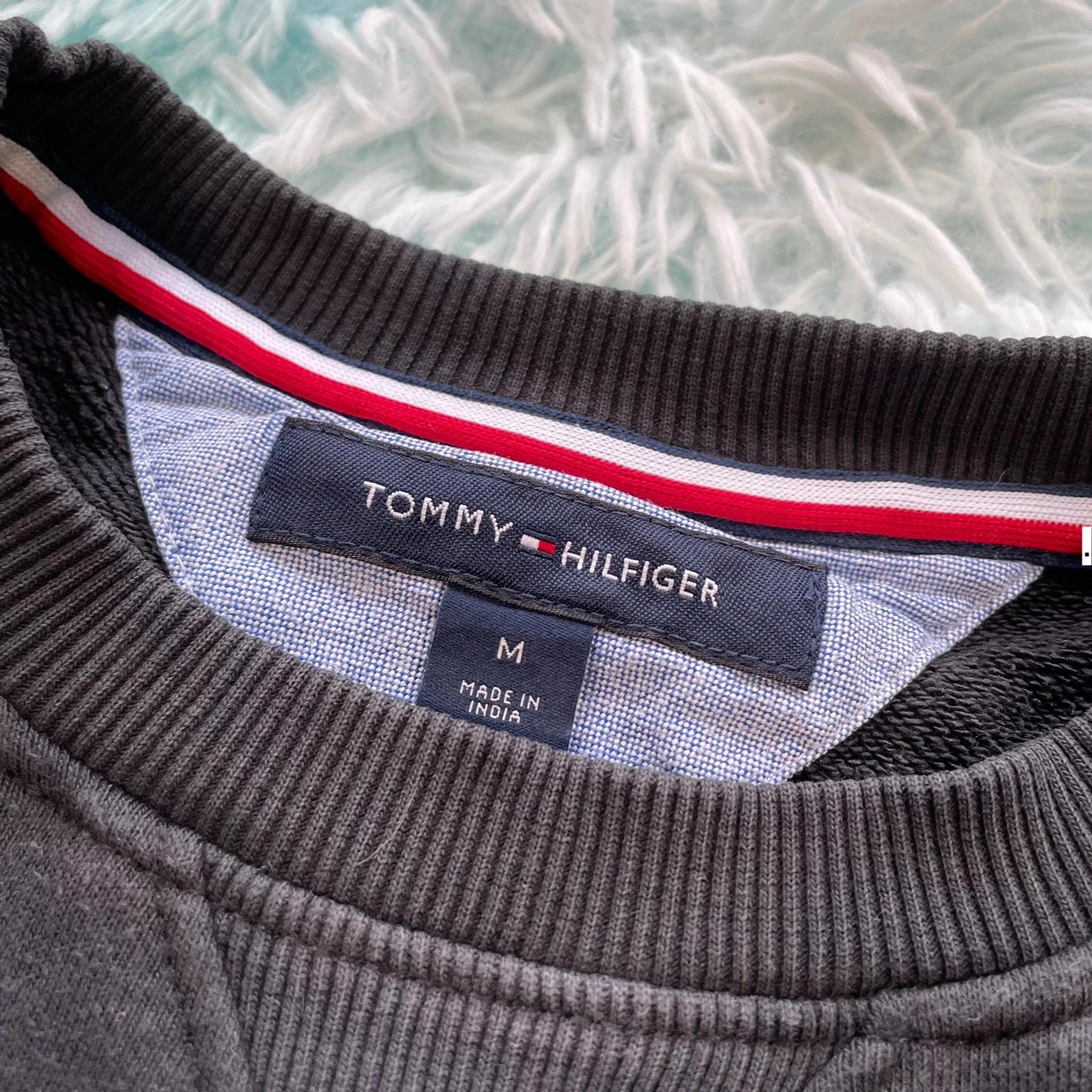 Black Tommy Hilfiger Sweatshirt Plain - Medium