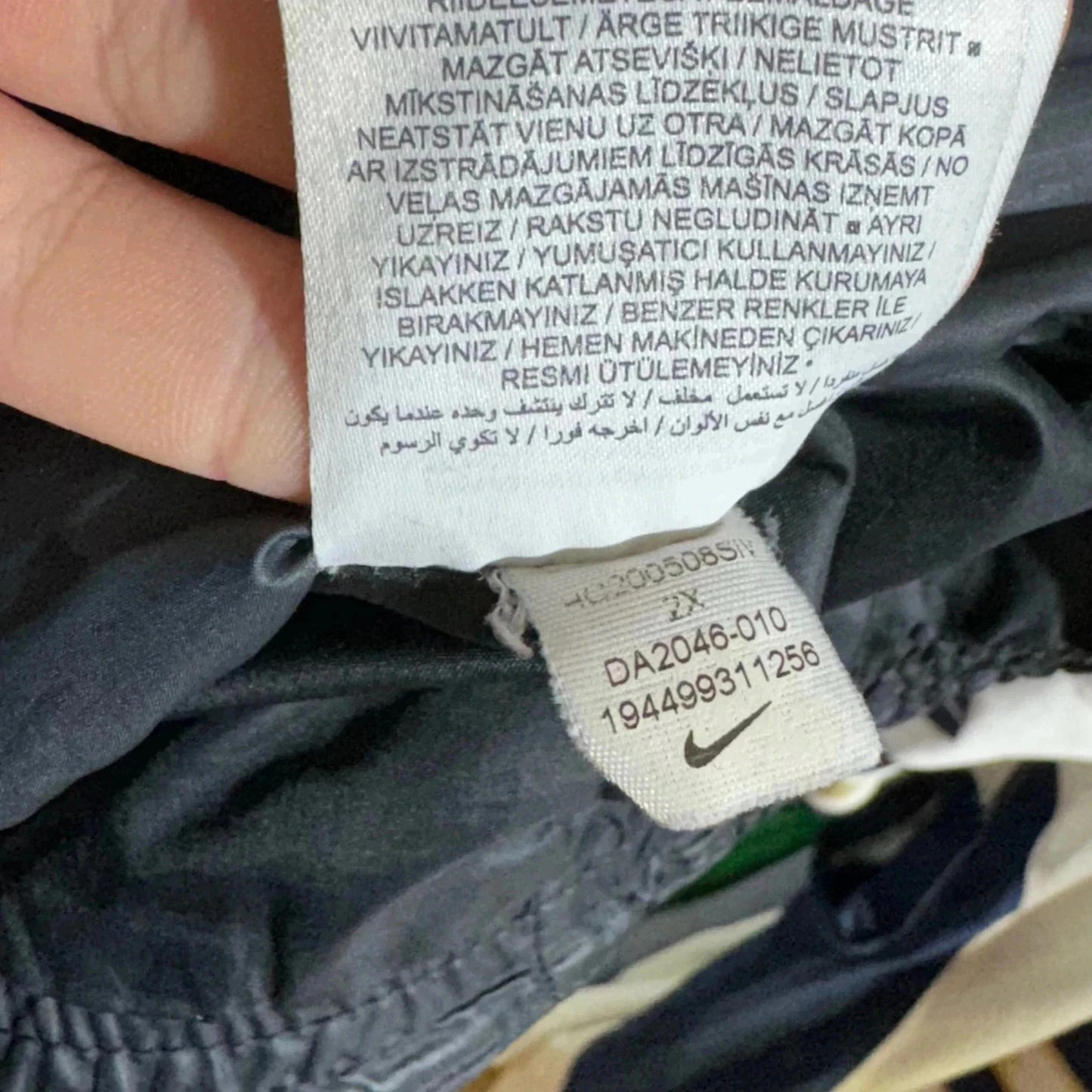 Black Nike Puffer Jacket Coat Swoosh - XXL