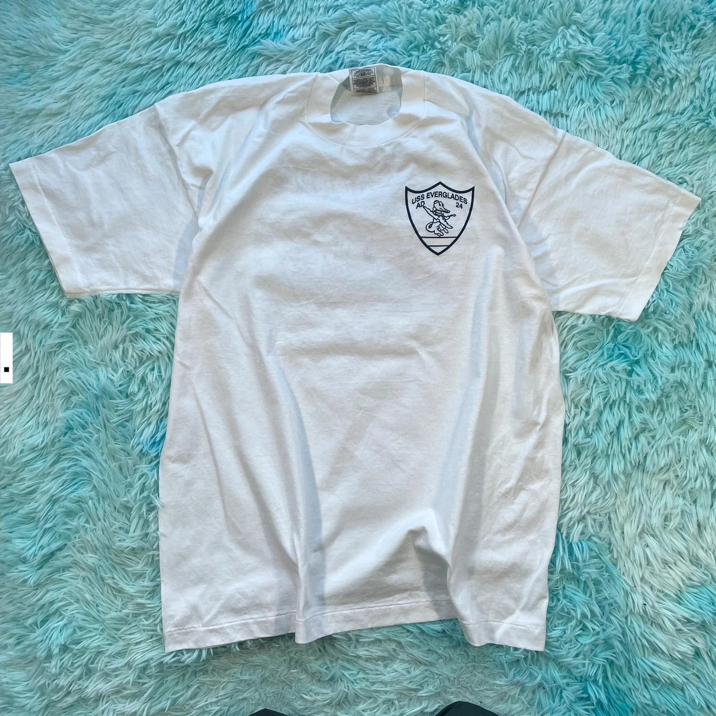 Vintage 90s White USS Everglades Ship Graphic T Shirt - XL