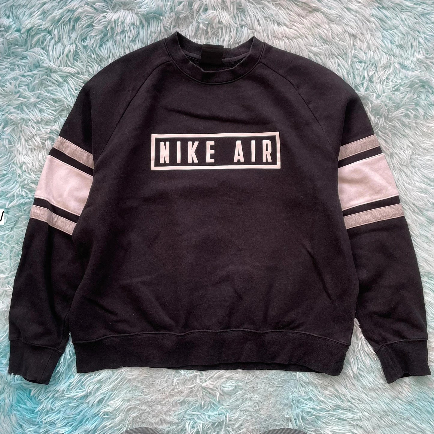 Black Nike Sweatshirt - Large