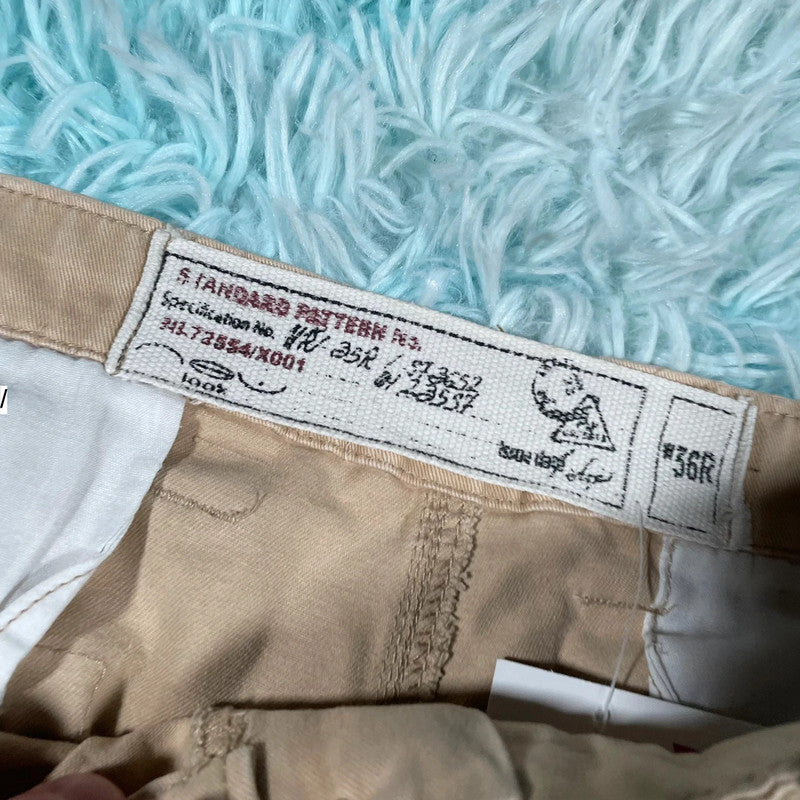 Vintage 00s Beige Cargo Shorts - 36W