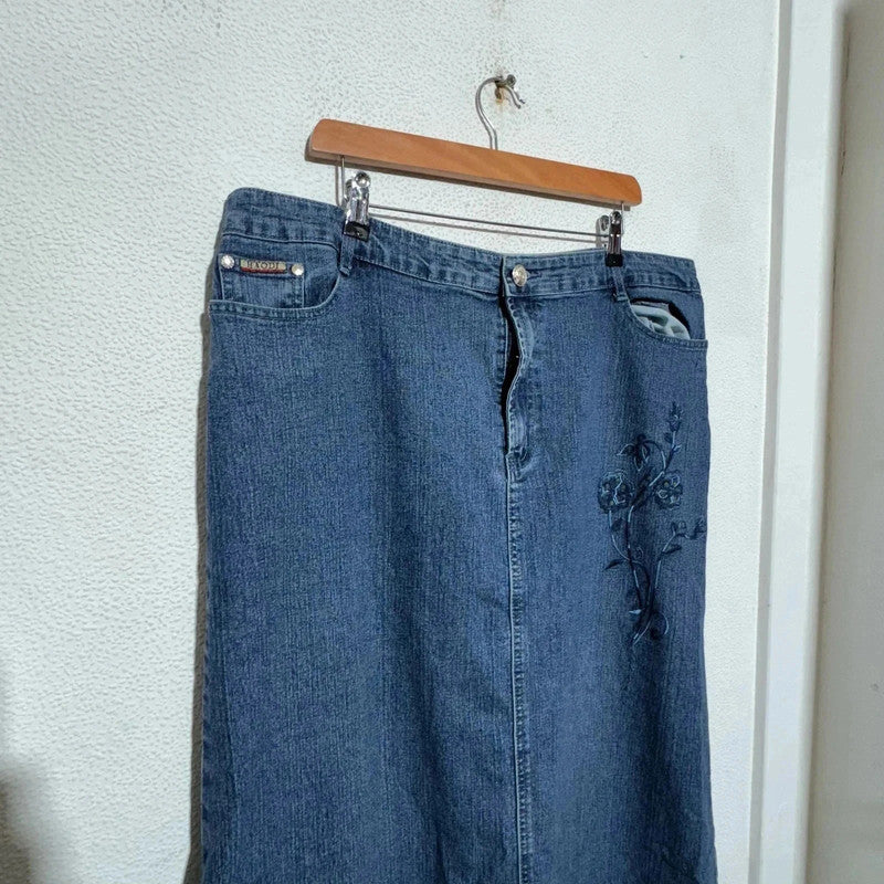 Vintage 00s Blue Denim Skirt Embroidered - Size 20
