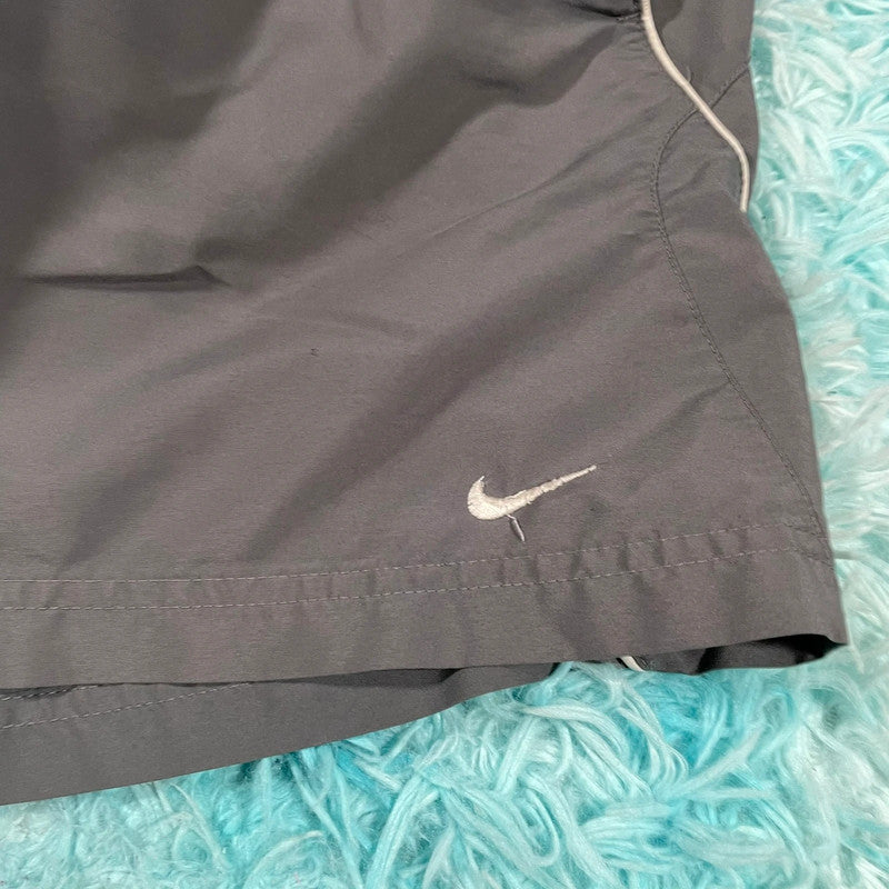 Vintage 00s Grey Nike Running Shorts - Large
