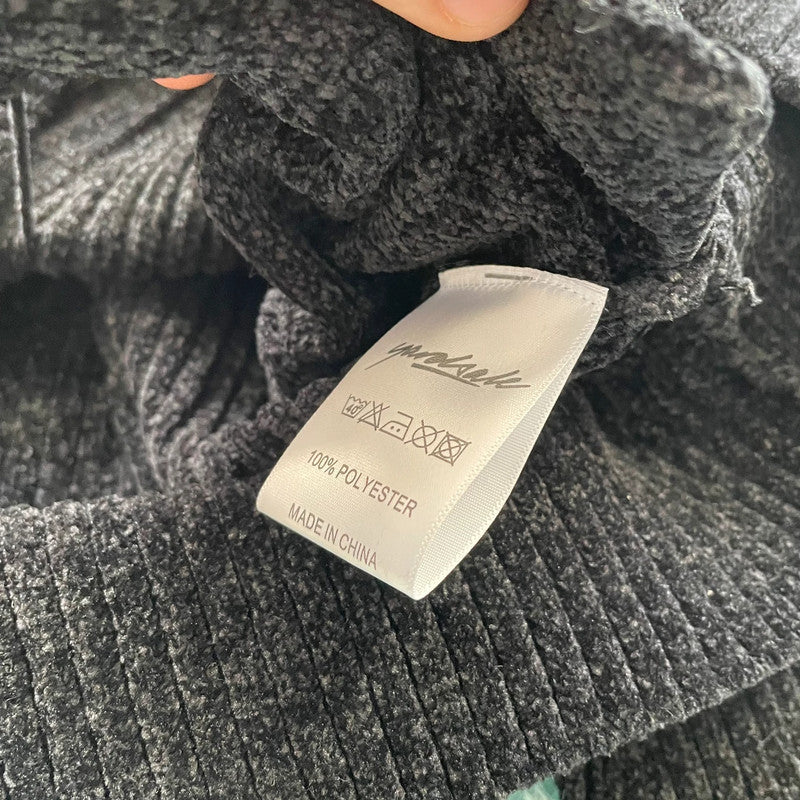 Black Yardsale Heavyweight Knitted Jumper - Large