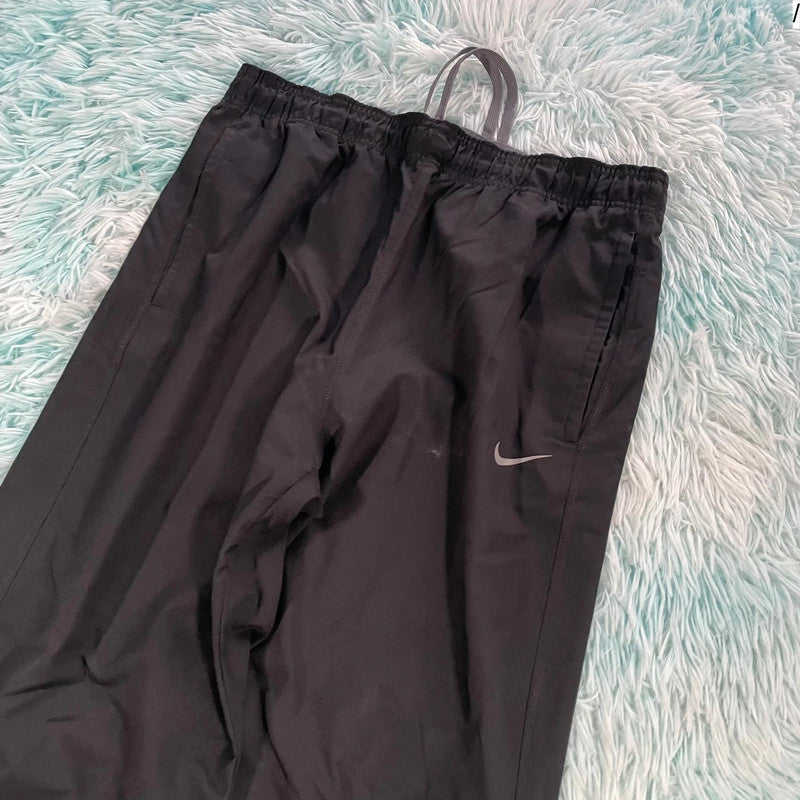 Black Nike Tracksuit Bottoms - XL