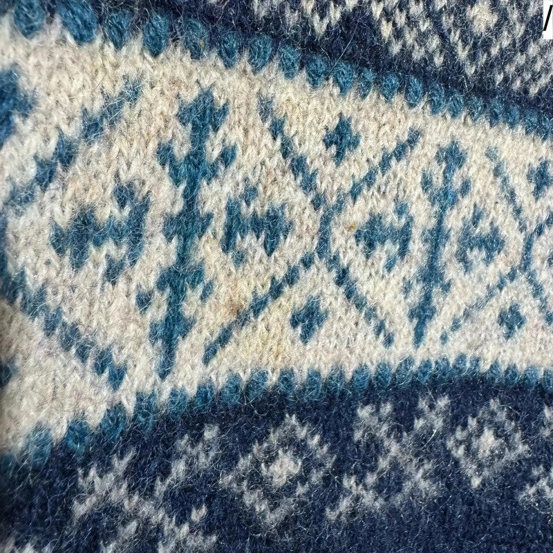 Vintage 90s Navy Nordic Patterned Knitted Jumper - Medium