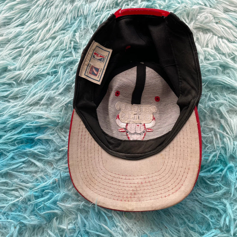 Vintage Black & Red Chicago Bulls NBA Cap