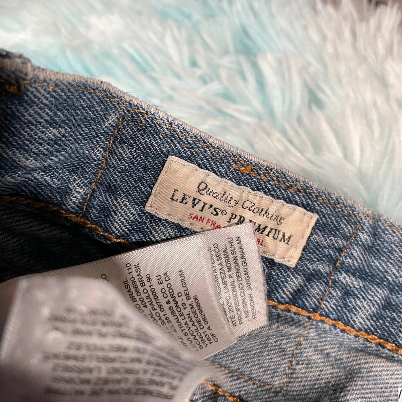 Blue Levi’s 501 Jeans Straight Leg - 34W 32L