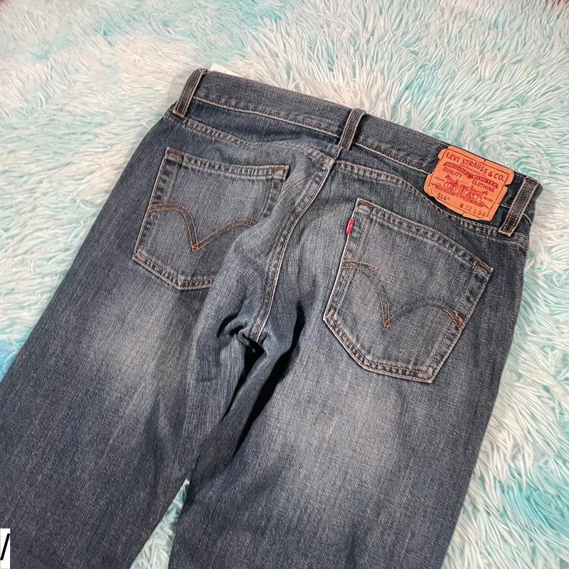 Blue Levi’s Jeans 514 Slim Straight Leg - 32W 34L