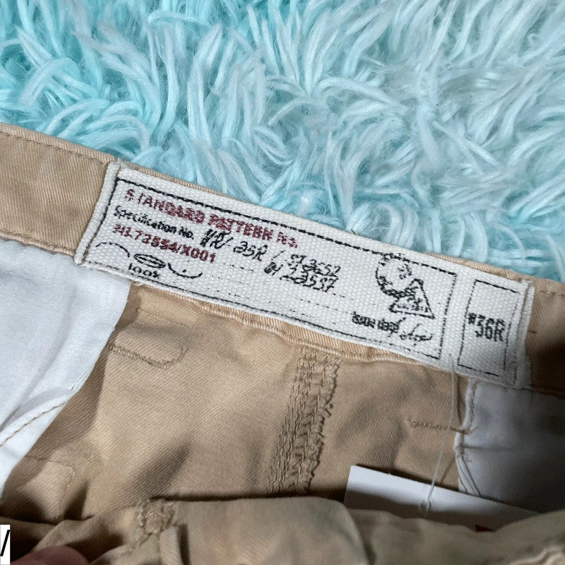 Vintage 00s Beige Cargo Shorts - 36W