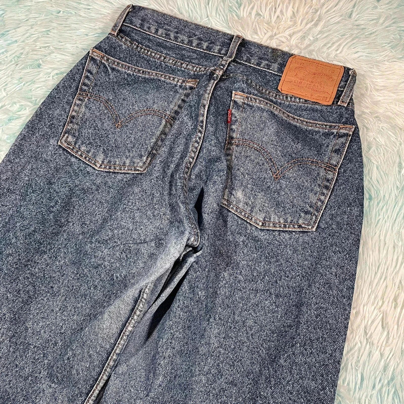 Vintage 90s Levi’s 520 Baggy Jeans - 30W 30L